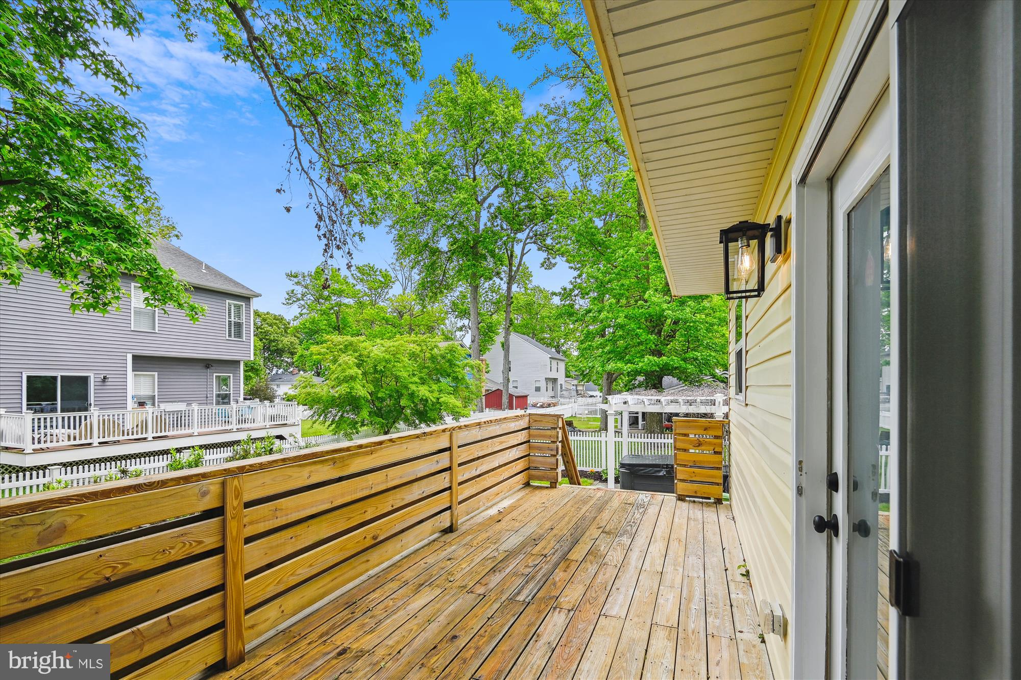 OYSTER HARBOR - Residential