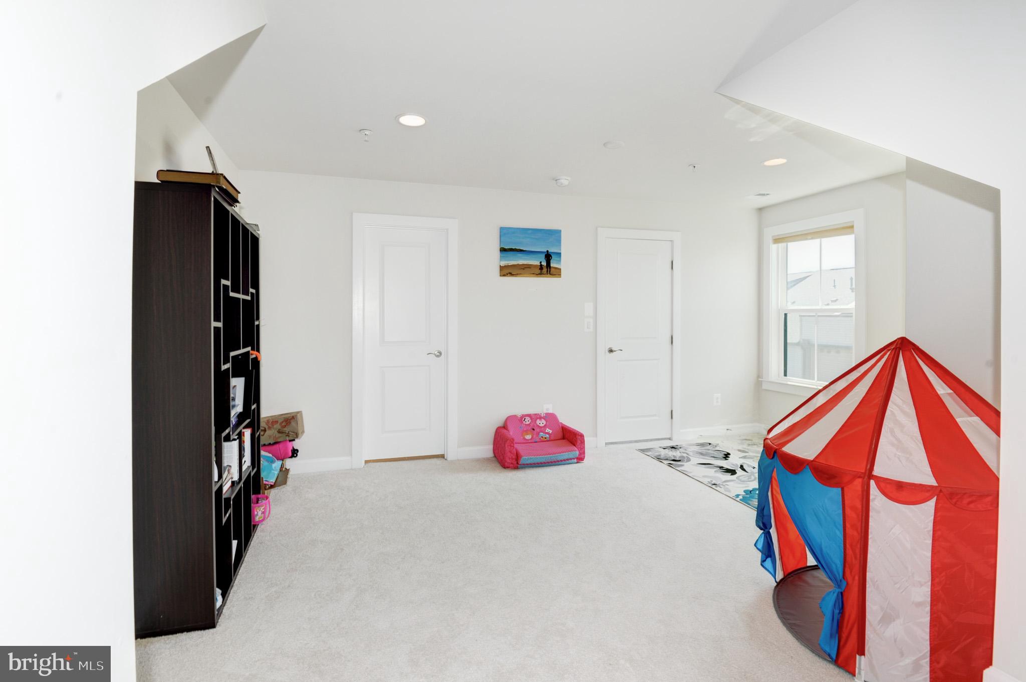 WESTMOORE AT MOOREFIELD - Residential Lease