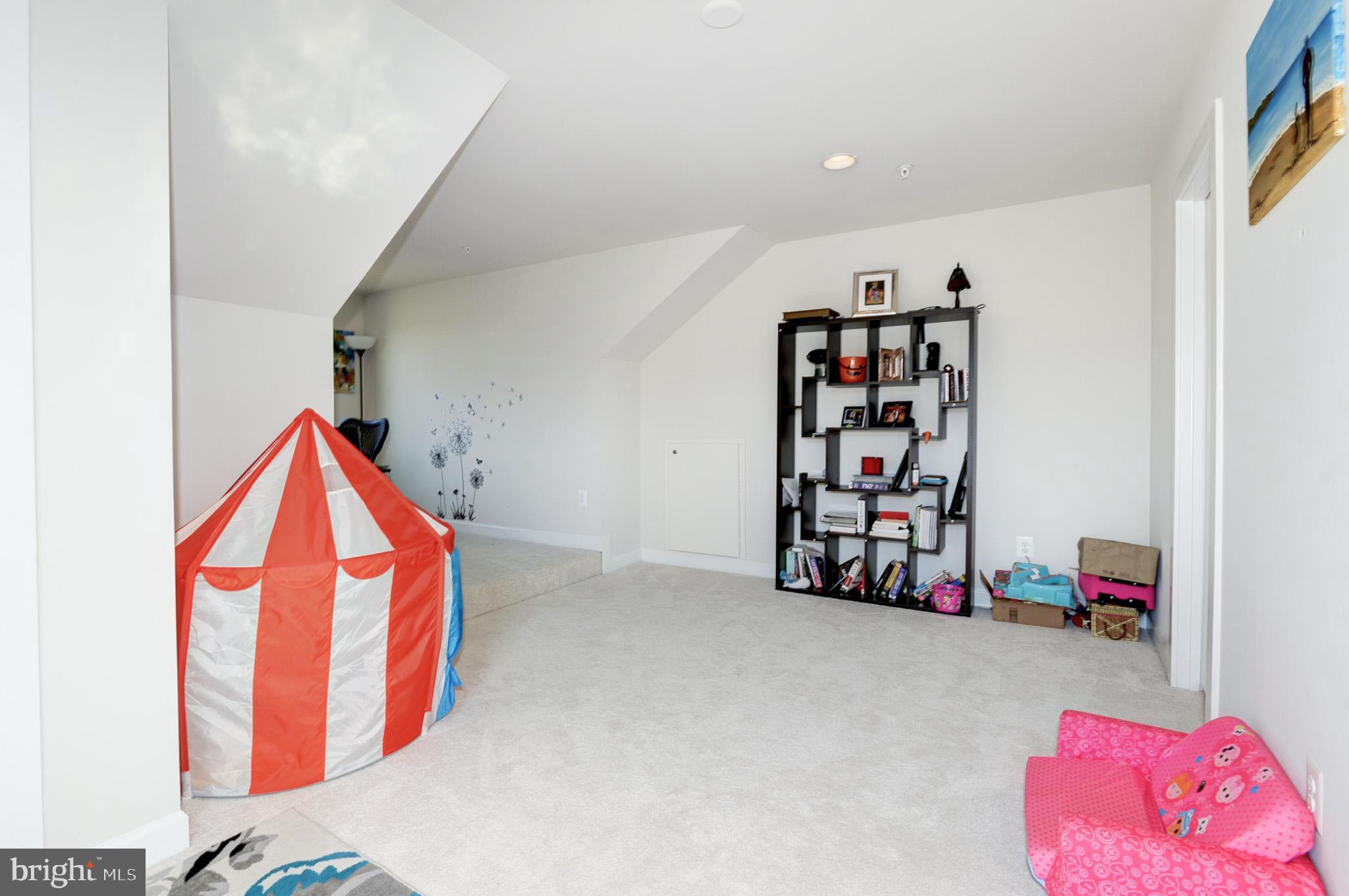 WESTMOORE AT MOOREFIELD - Residential Lease