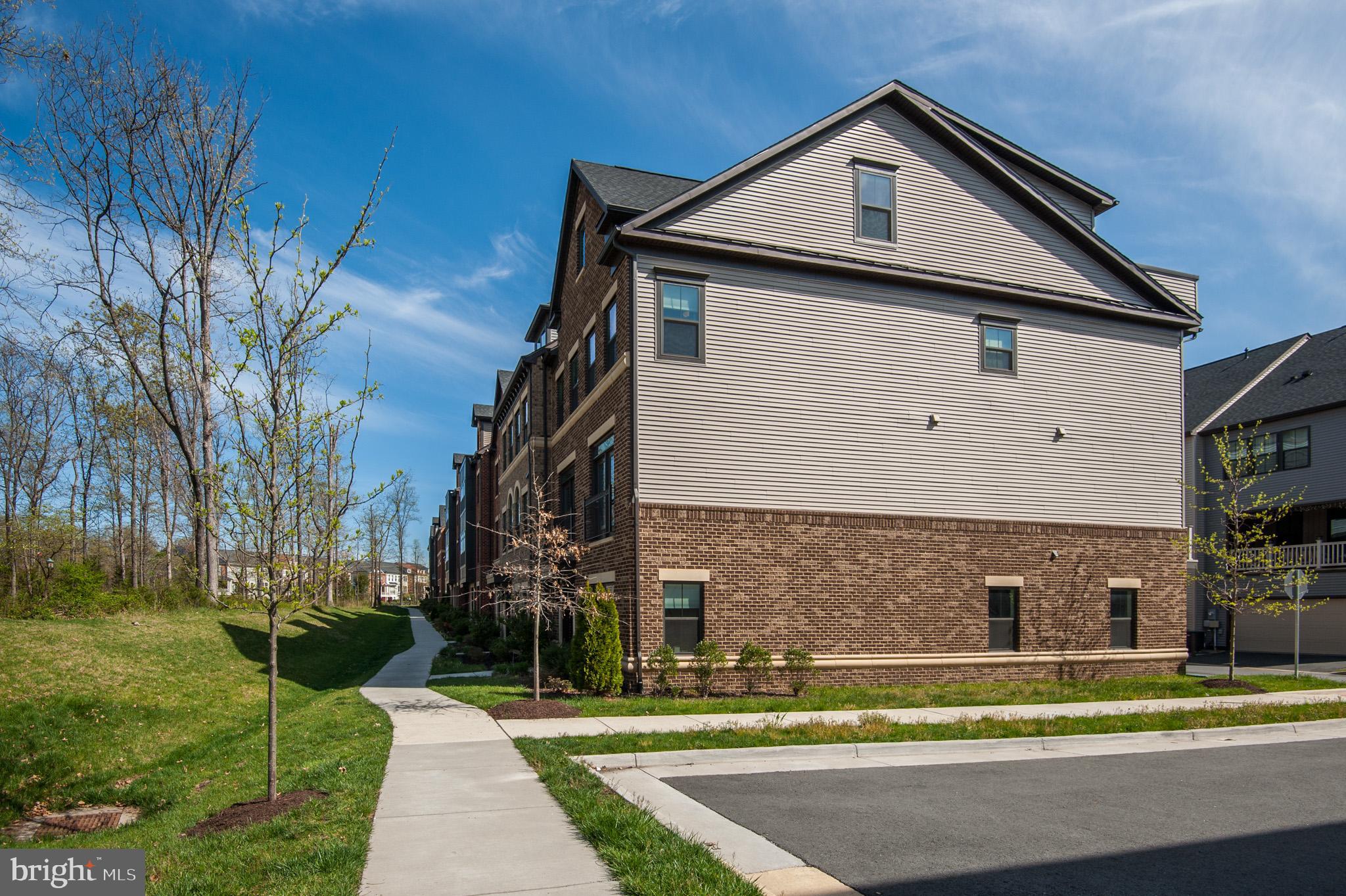 WESTMOORE AT MOOREFIELD - Residential Lease