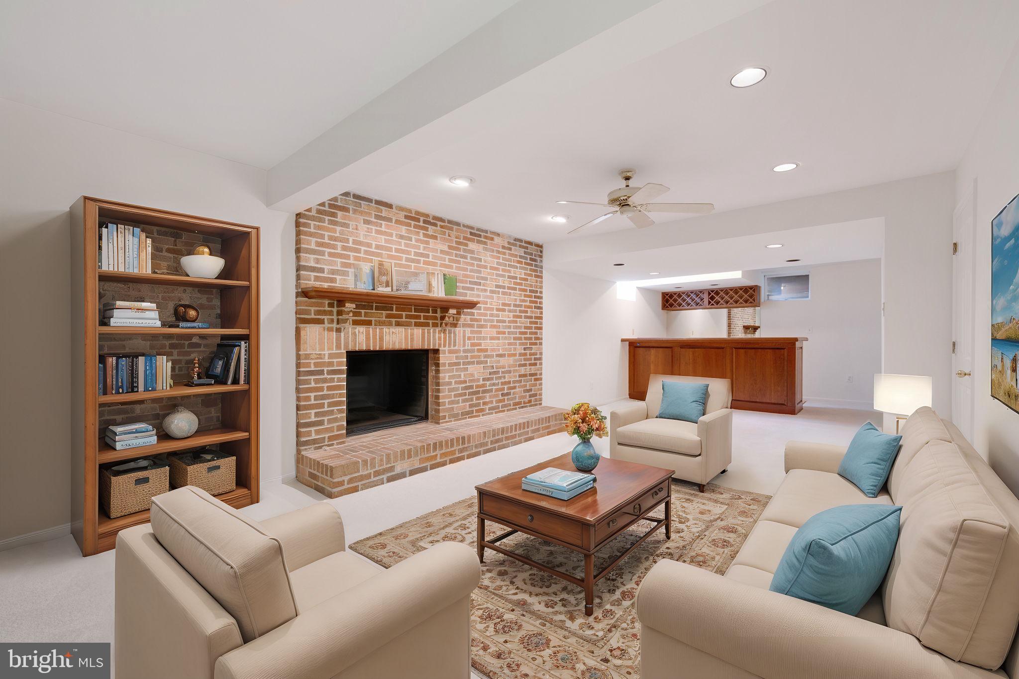 TIMBERLY SOUTH - Residential