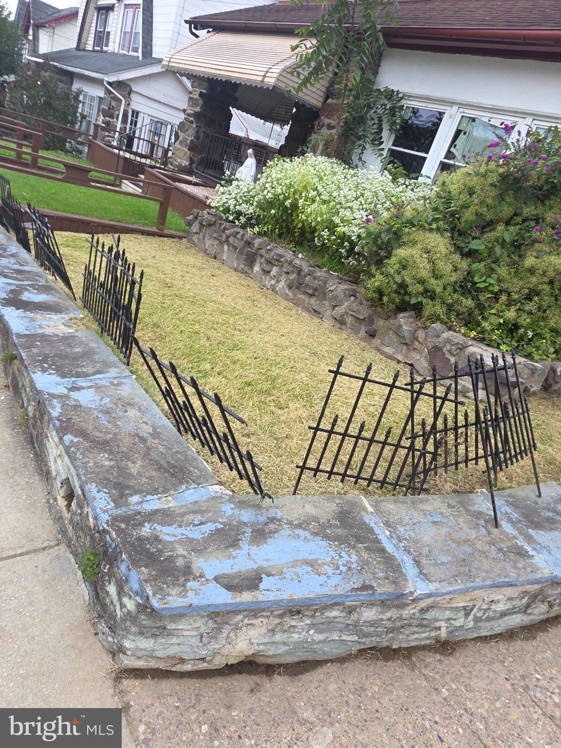 105 OAKLEY ROAD