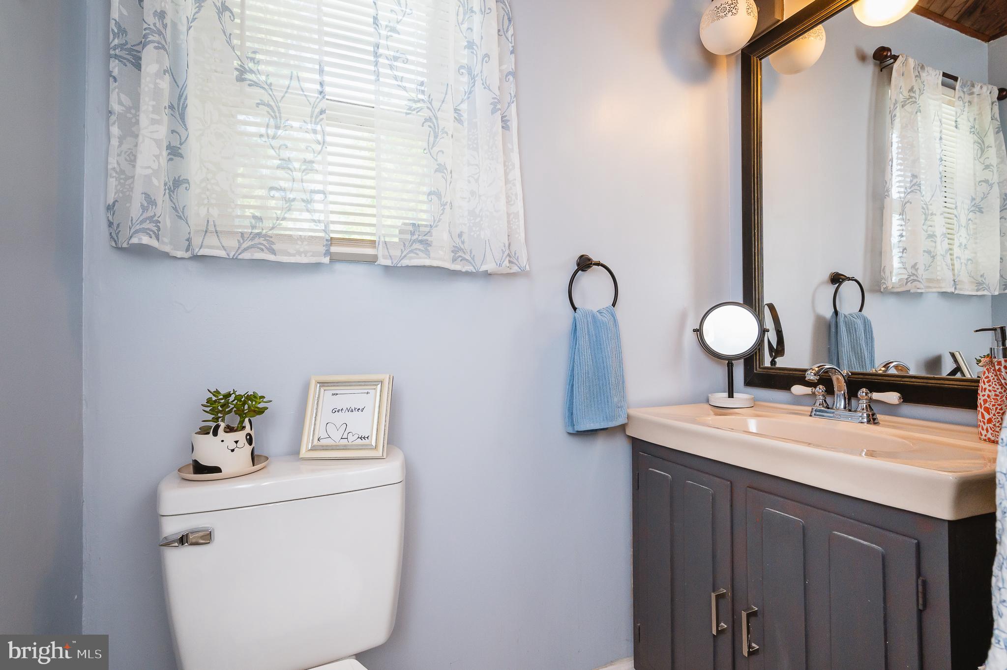 KEN KNOLL - Residential