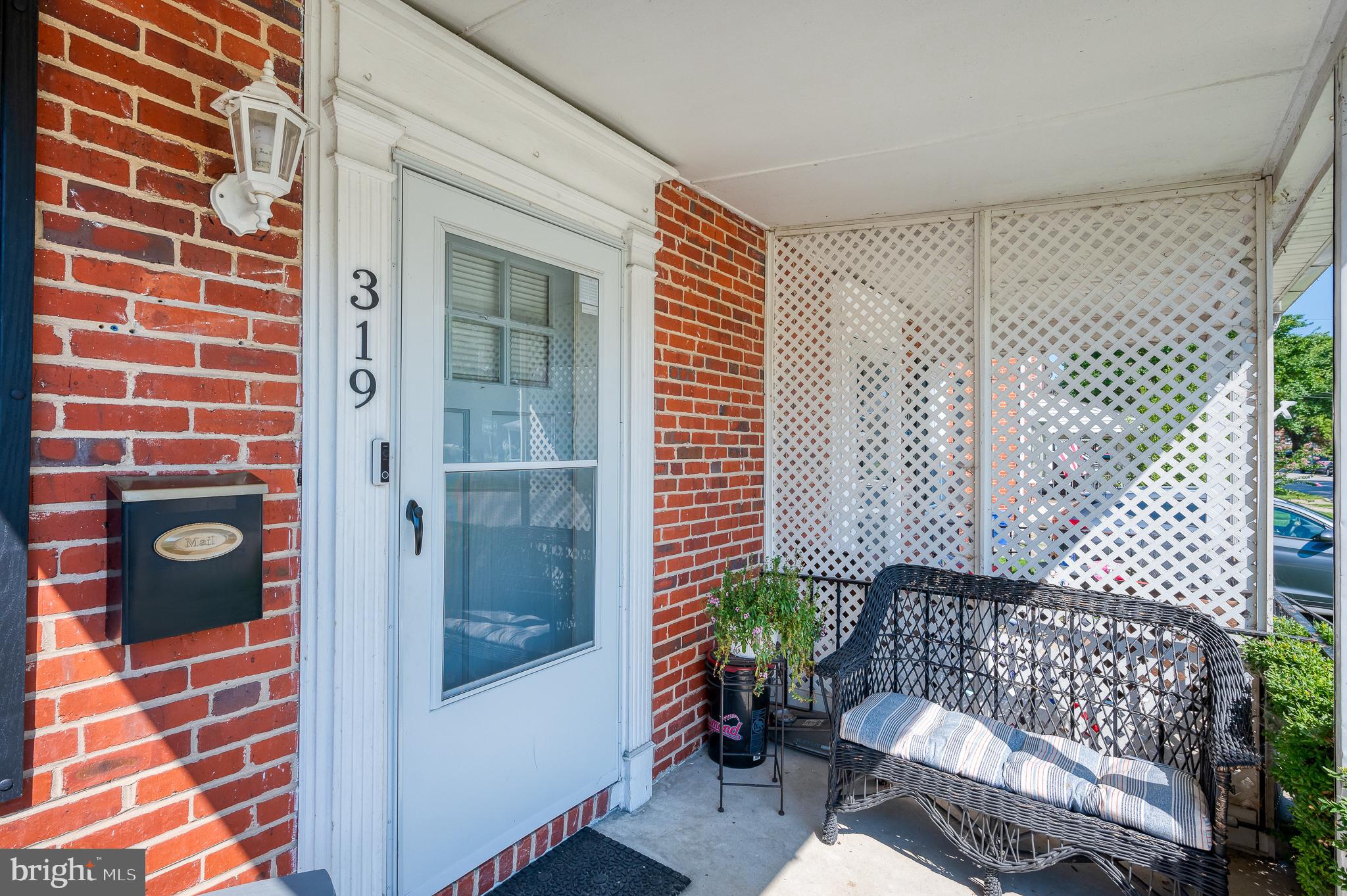 KEN KNOLL - Residential