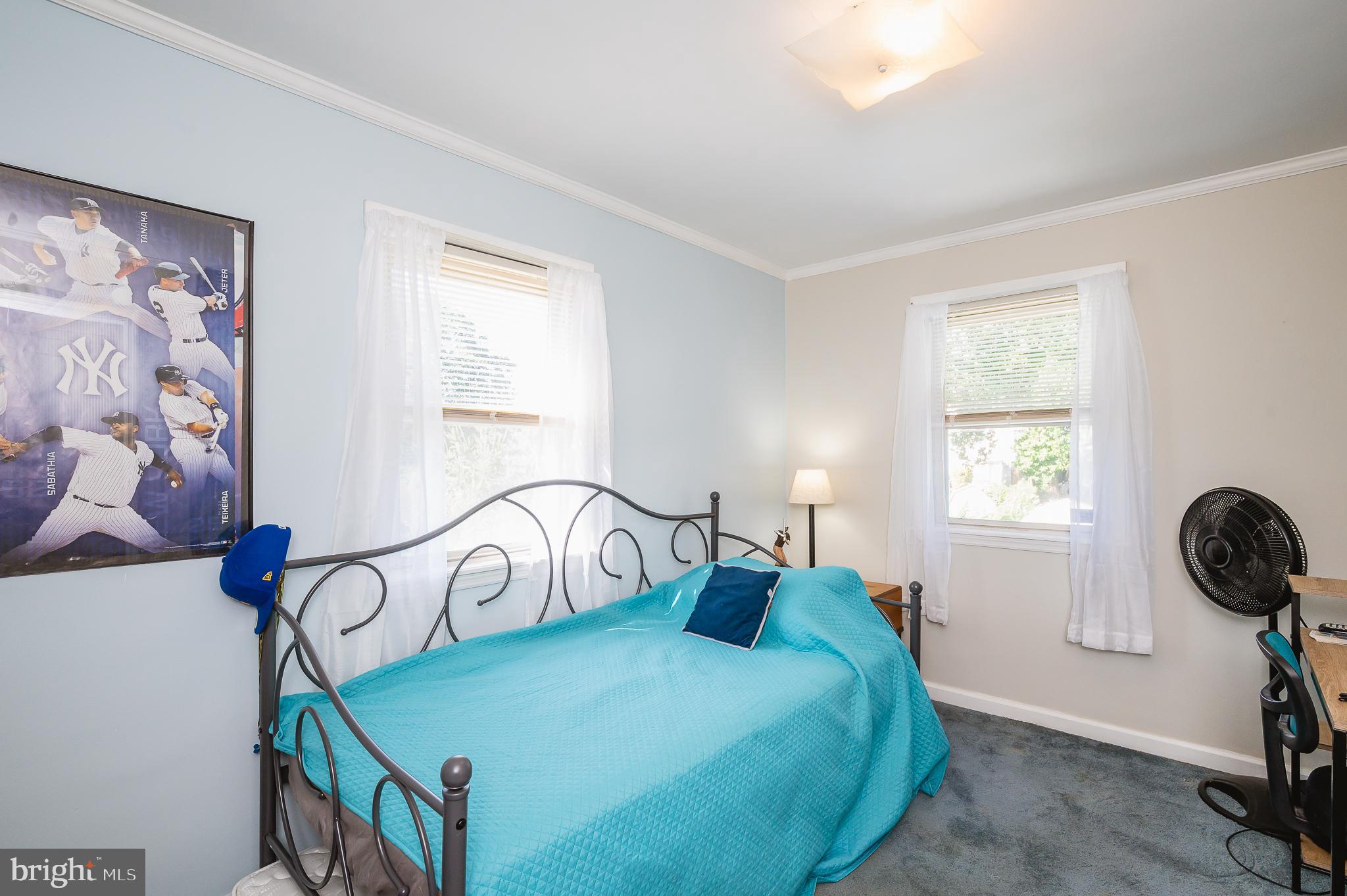 KEN KNOLL - Residential