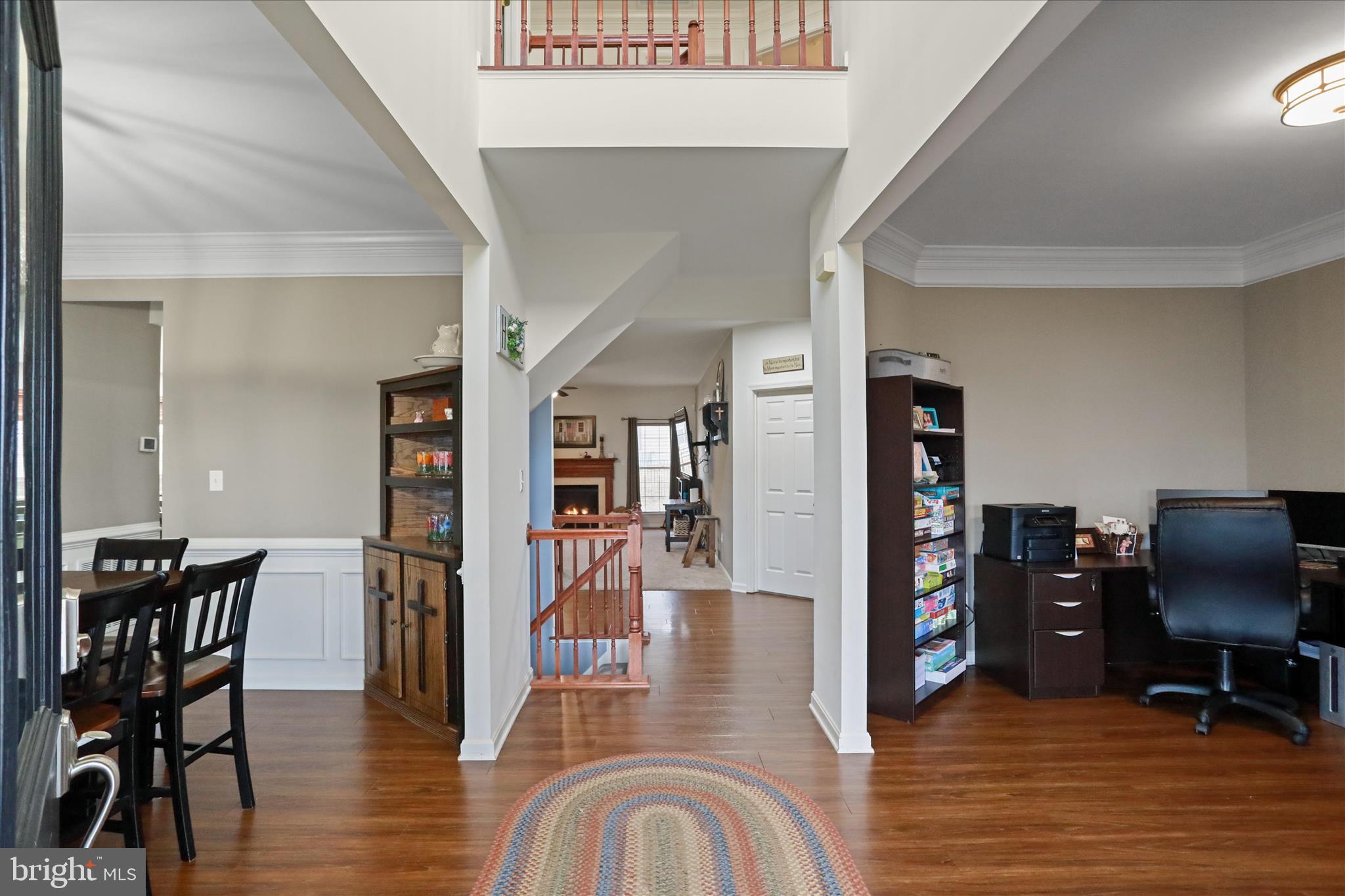 ROLLING HILLS - Residential