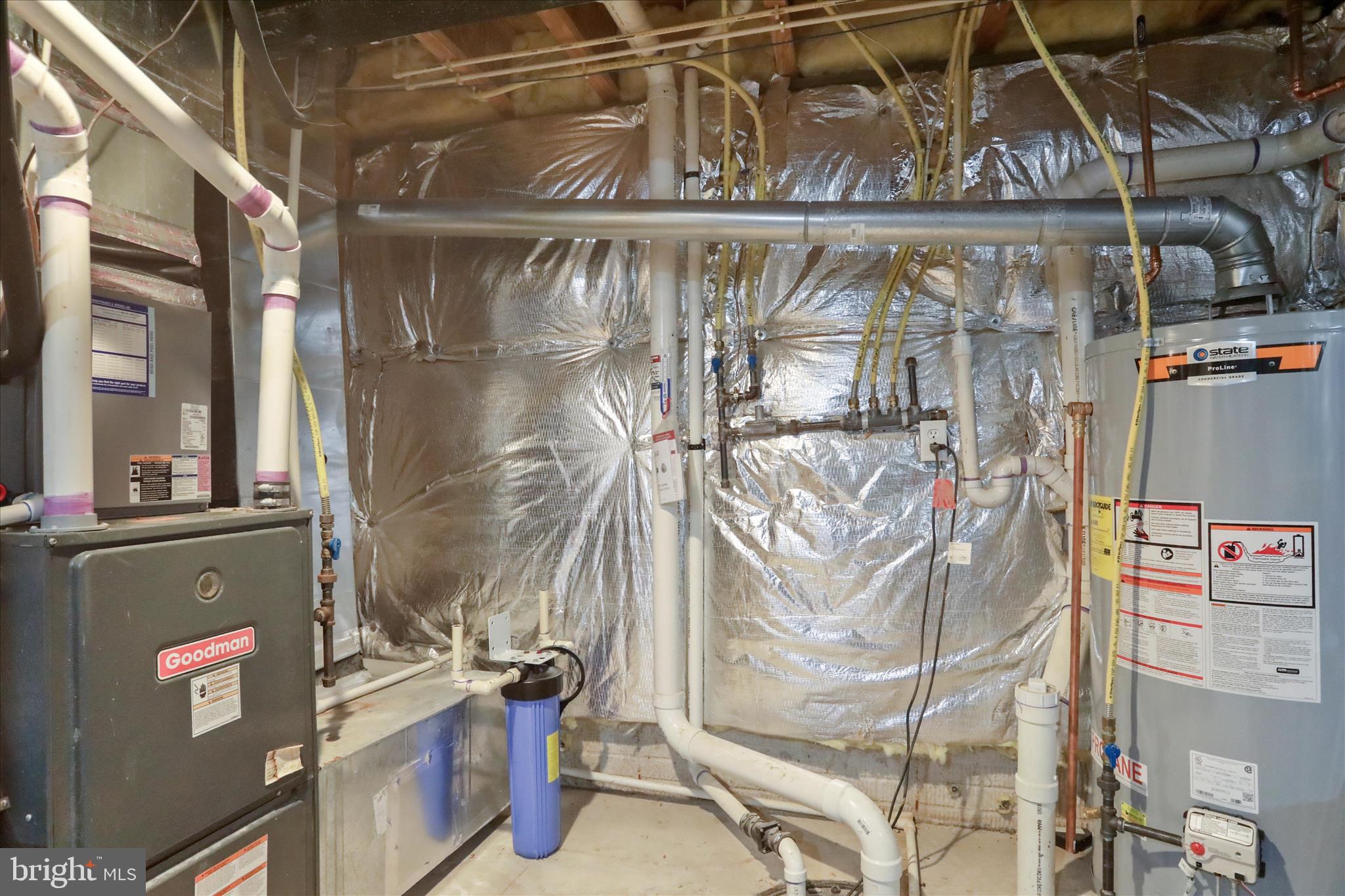 ROLLING HILLS - Residential