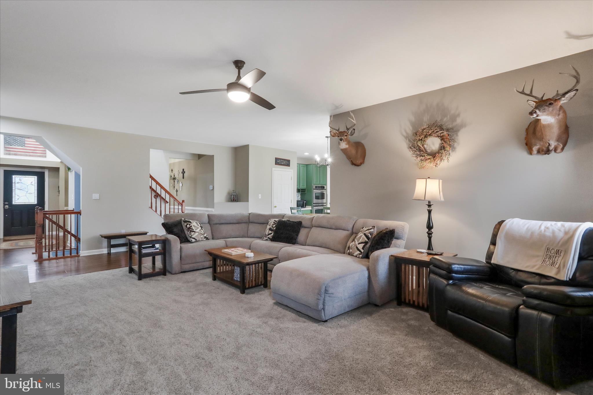 ROLLING HILLS - Residential