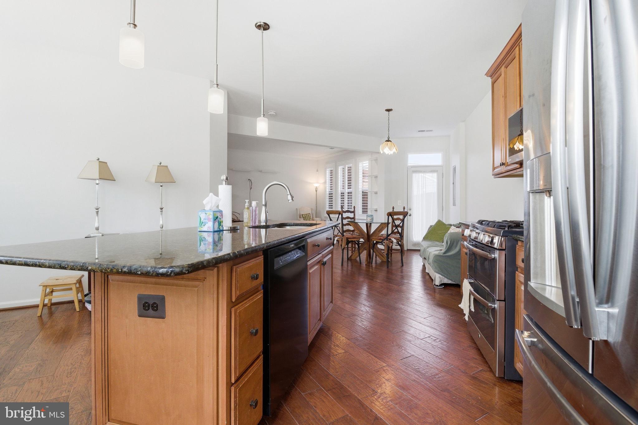 OLDE TOWNE SQUARE - Residential