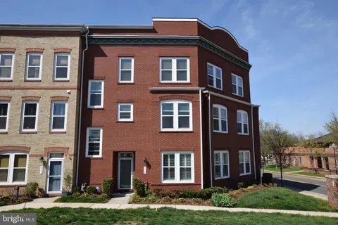 MLS: VAMN2010686