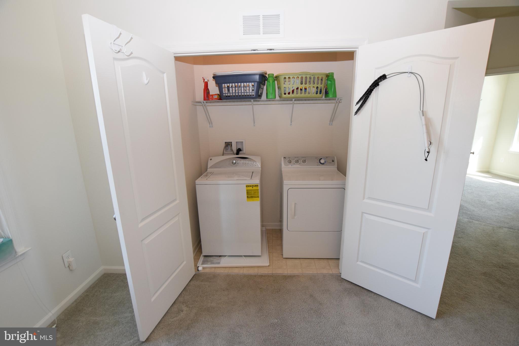 OLDE TOWNE SQUARE - Residential