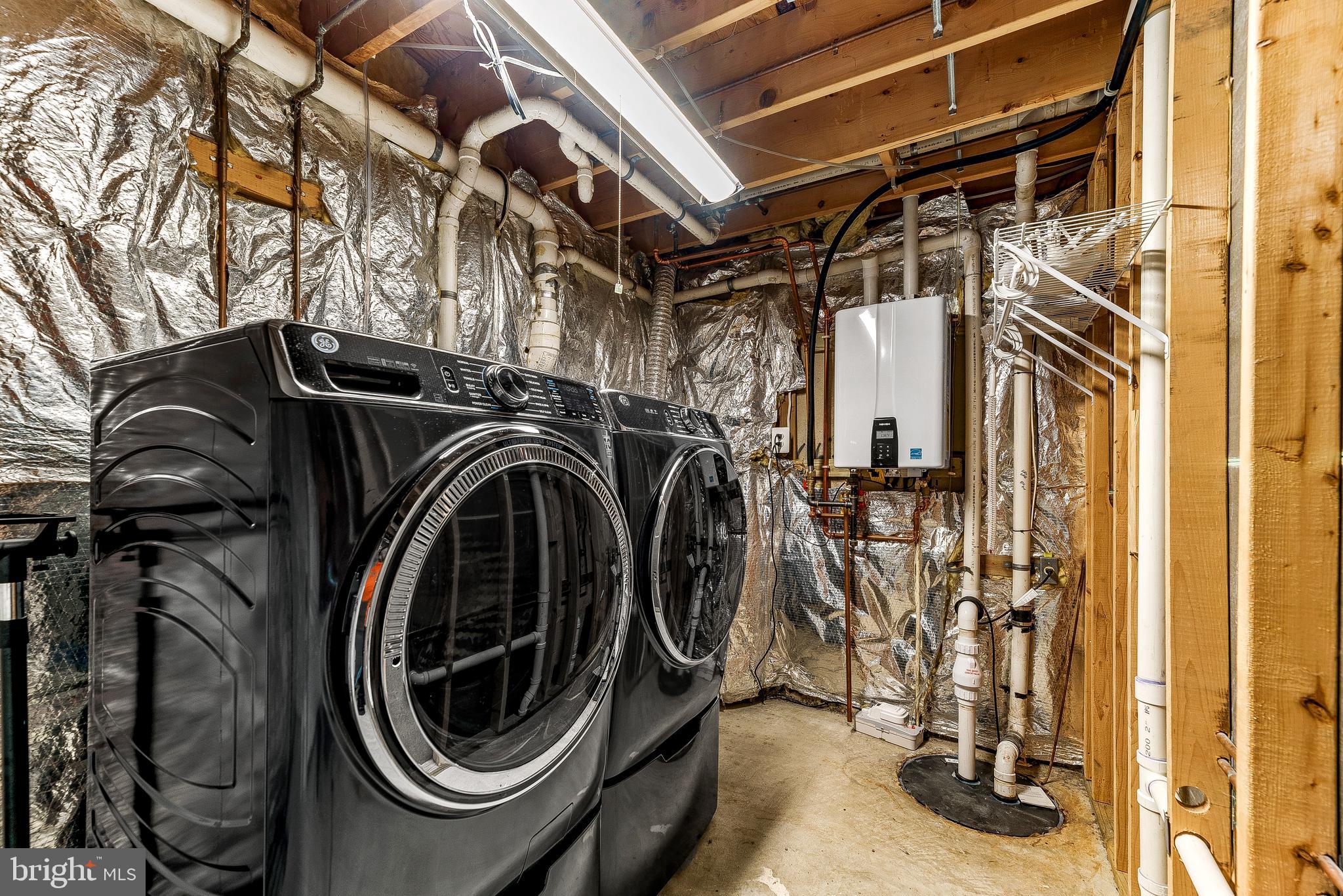 KINGS CREEK ESTATES - Residential