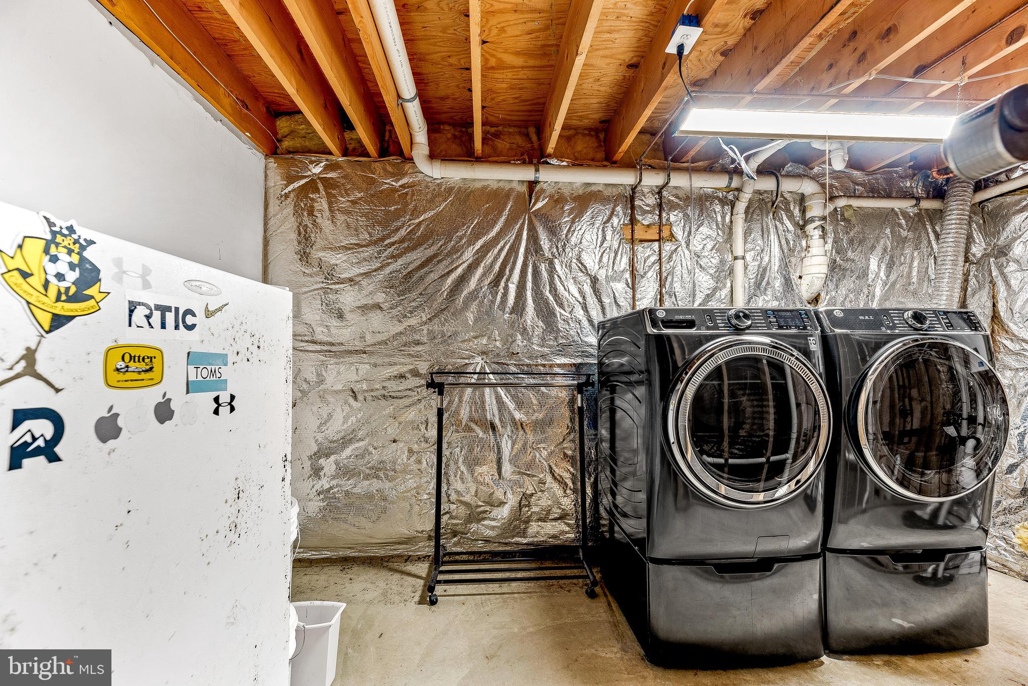 KINGS CREEK ESTATES - Residential