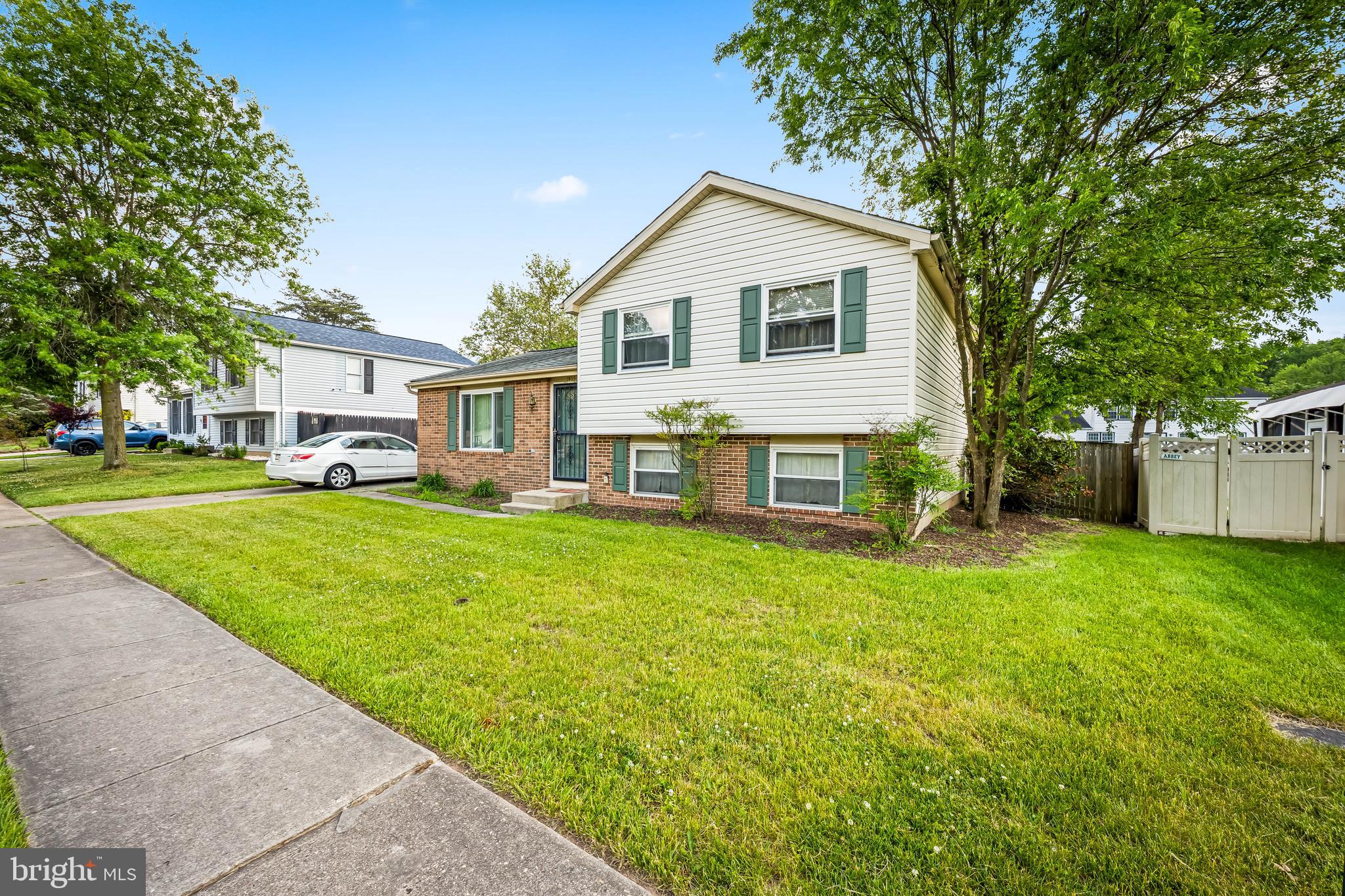 HARMANS WOODS - Residential