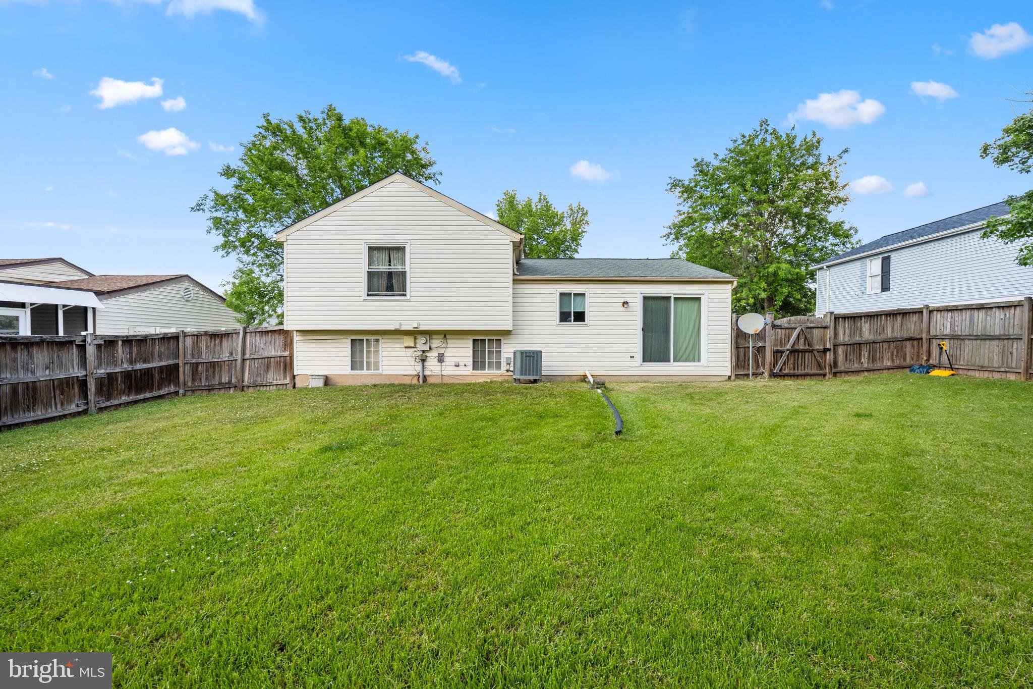 HARMANS WOODS - Residential
