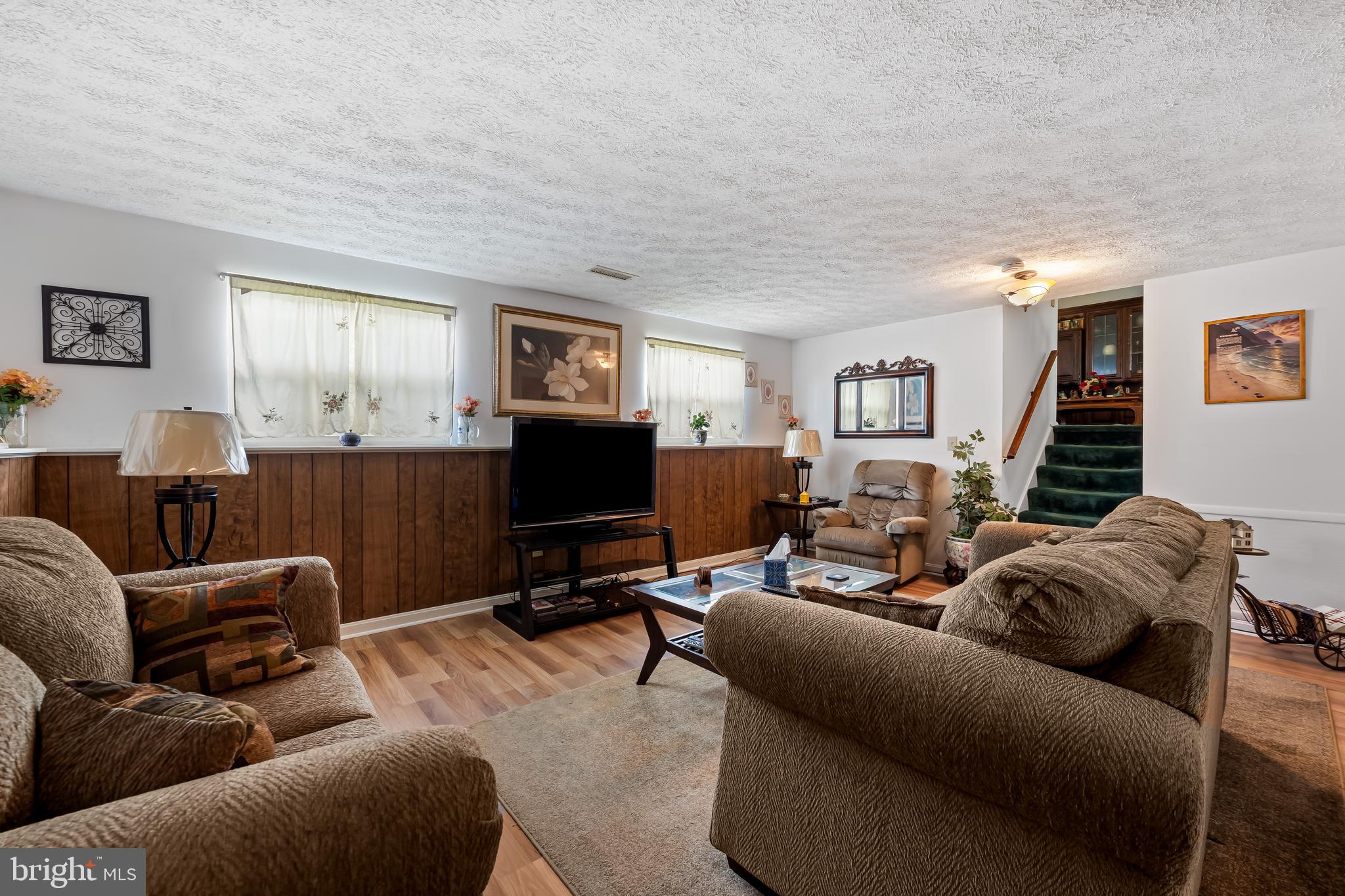 HARMANS WOODS - Residential