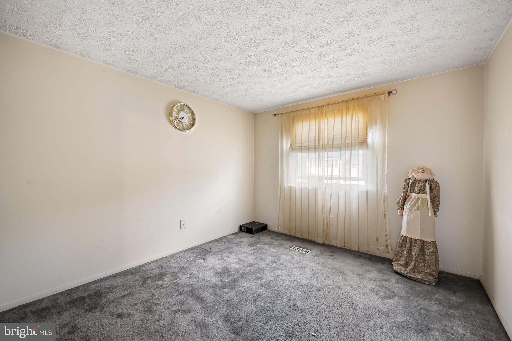 HARMANS WOODS - Residential