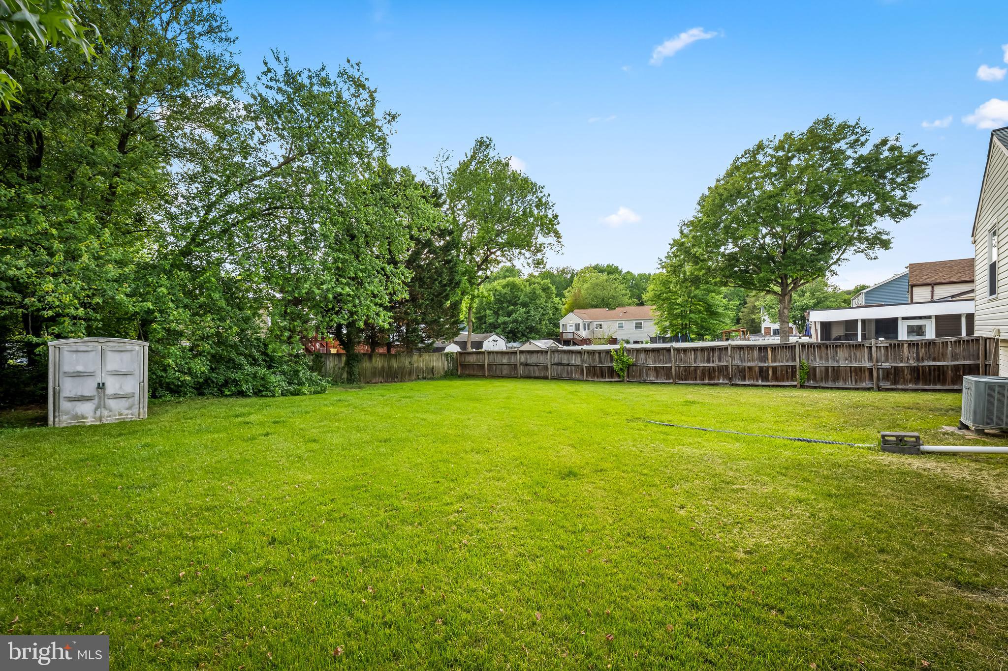 HARMANS WOODS - Residential