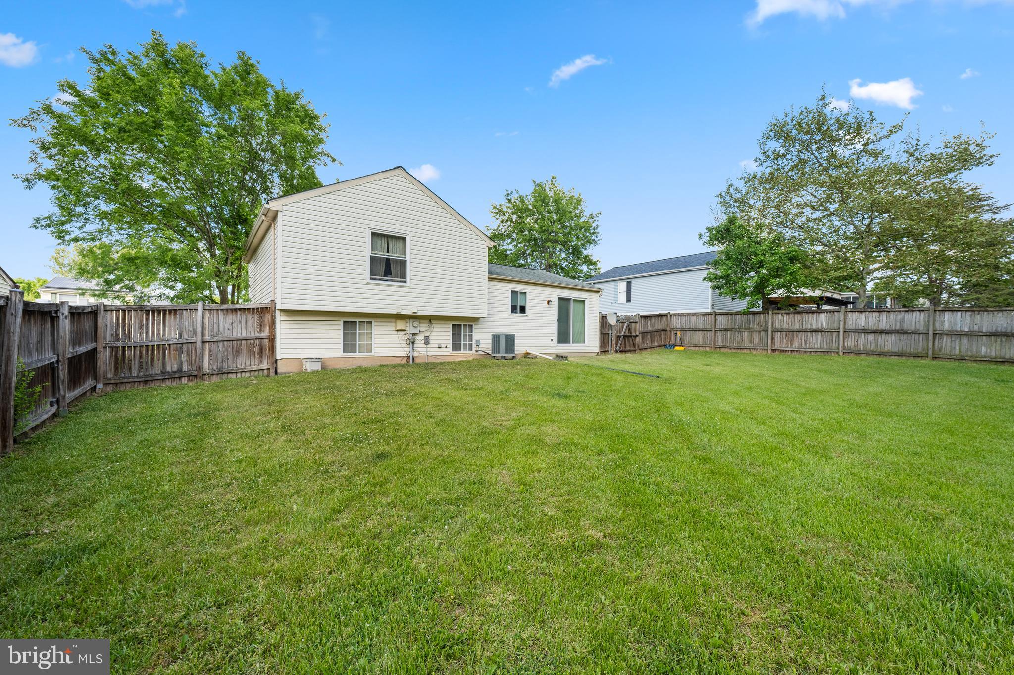 HARMANS WOODS - Residential