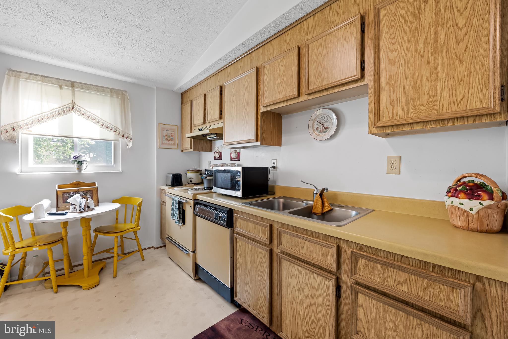 HARMANS WOODS - Residential