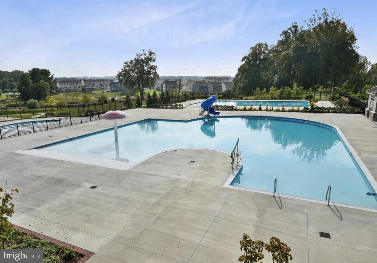 POPLAR RUN - Residential Lease