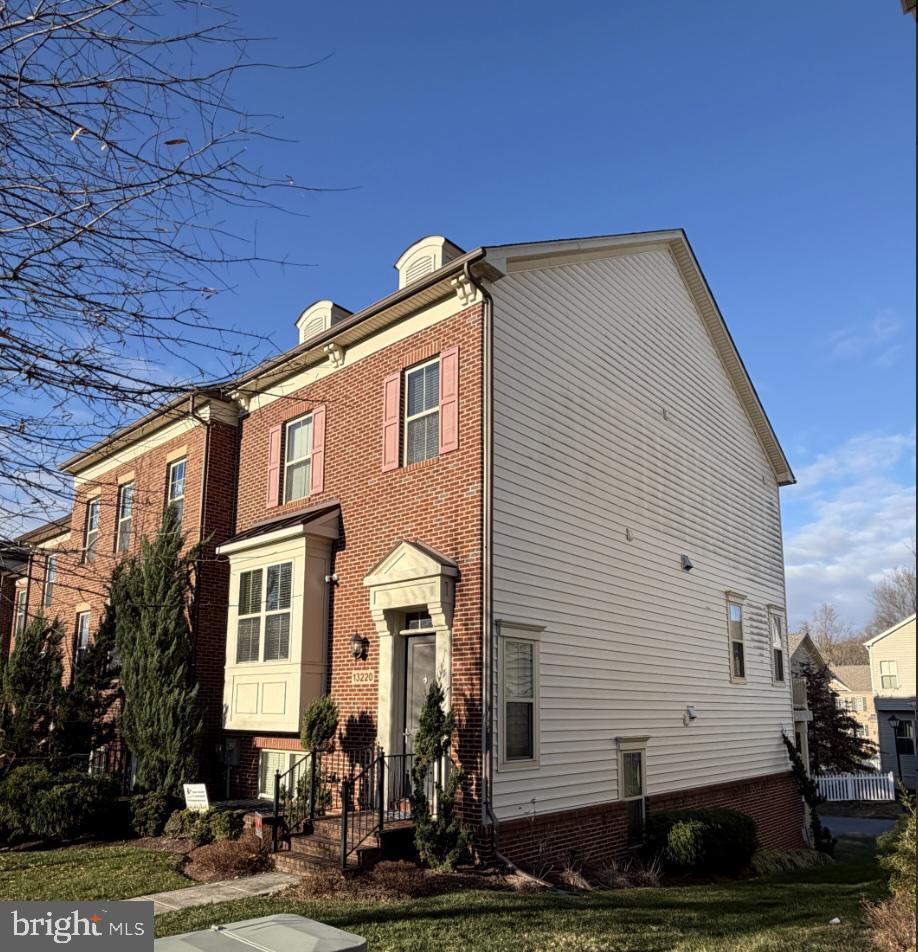 POPLAR RUN - Residential Lease