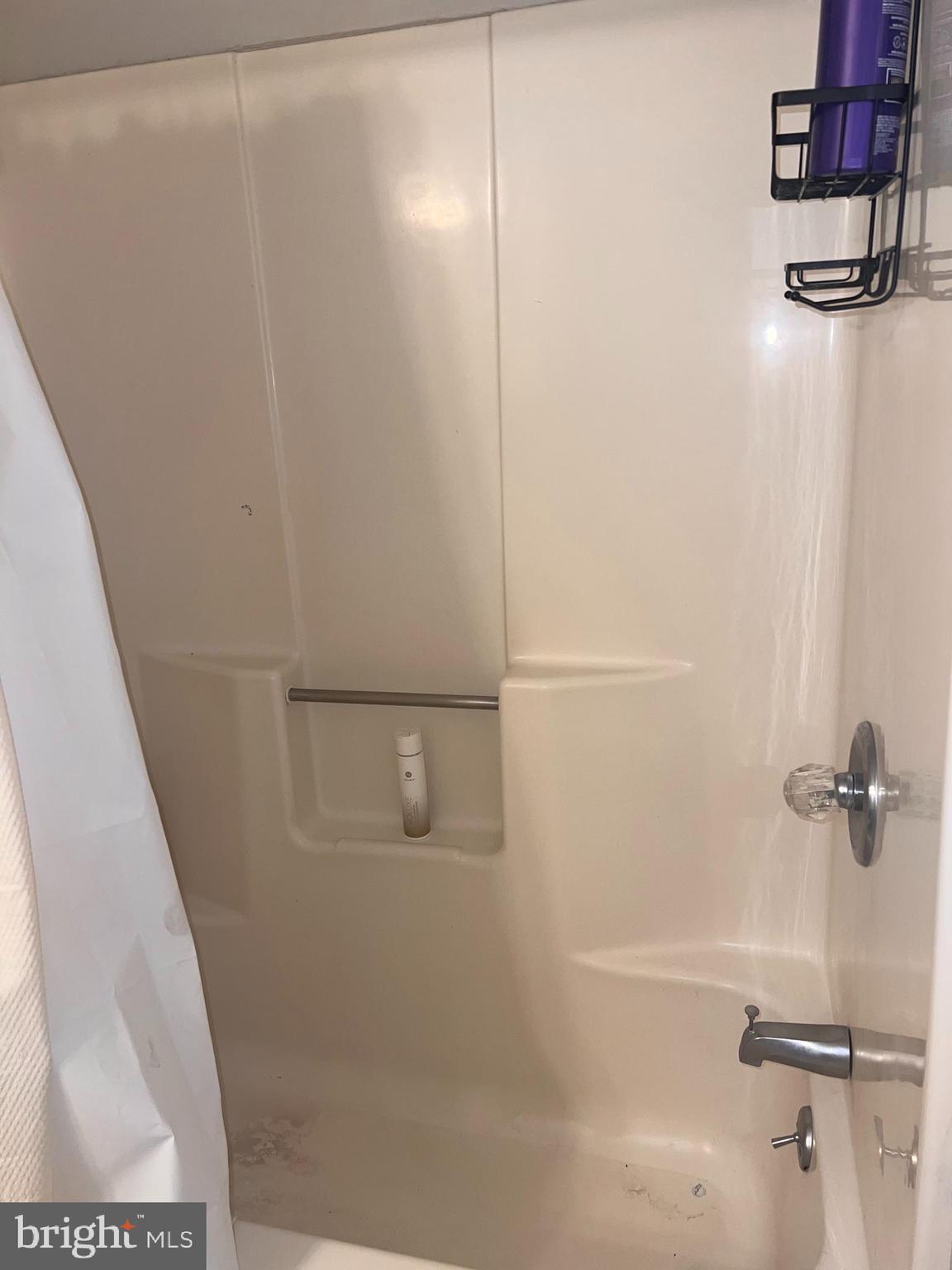 TUSCAWILLA HILLS - Residential Lease