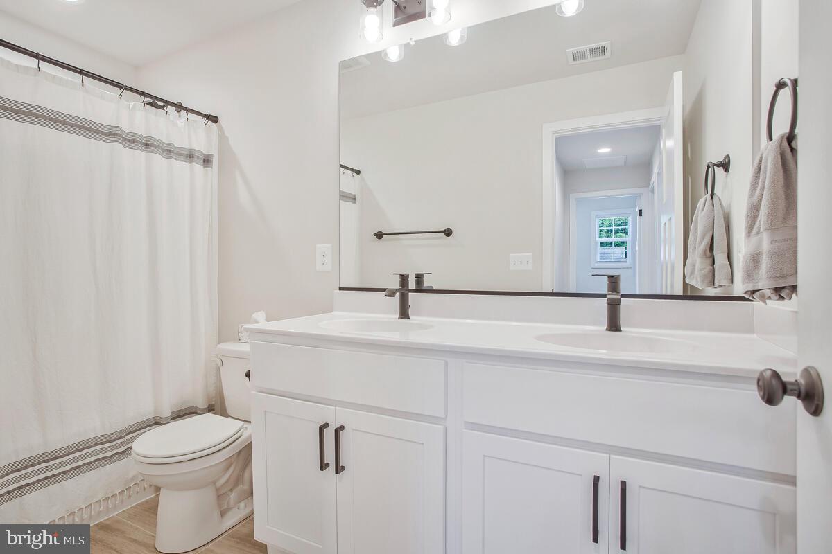 BEVERLEY BEACH - Residential