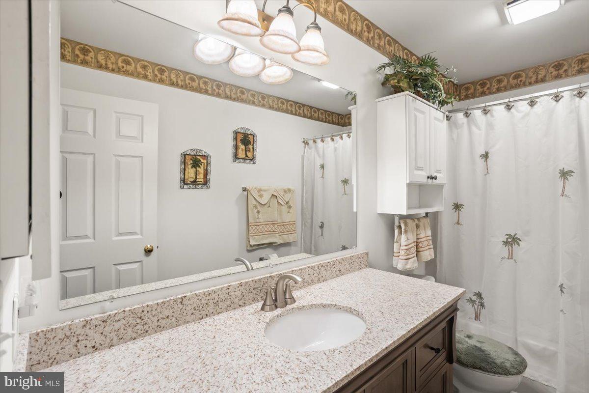 CARLTON SQUARE - Residential