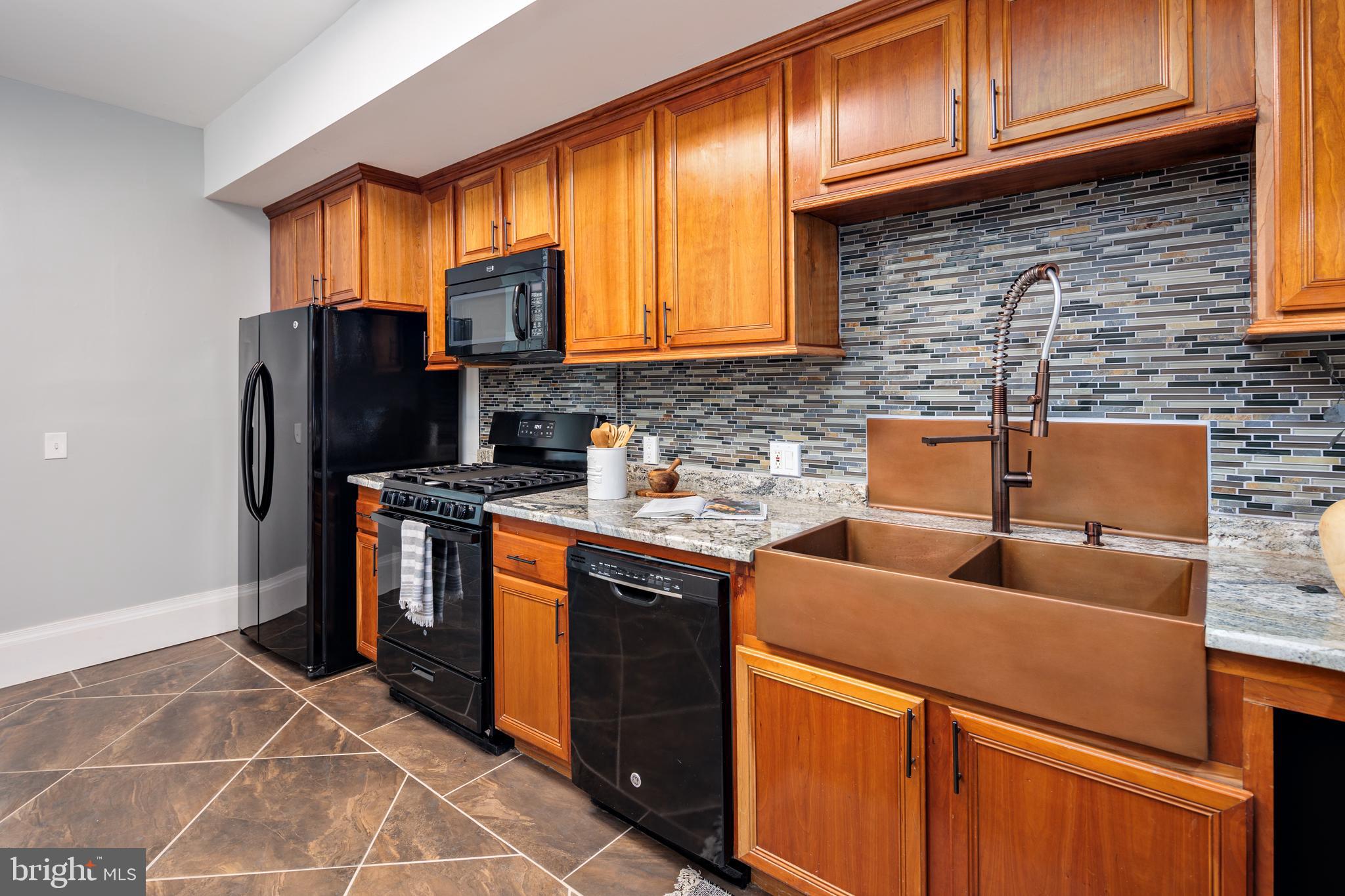 BUTCHER'S HILL - Residential