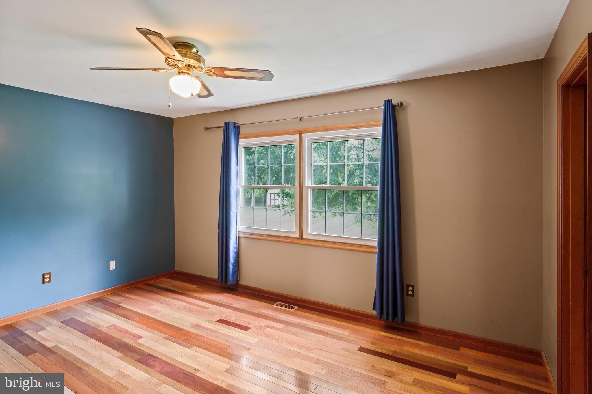 WARRENTON LAKES - Residential