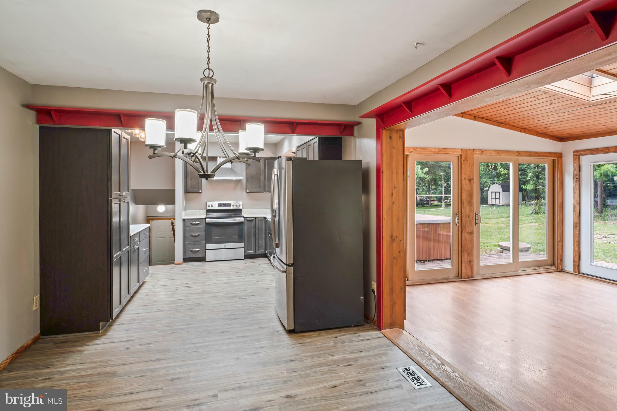 WARRENTON LAKES - Residential