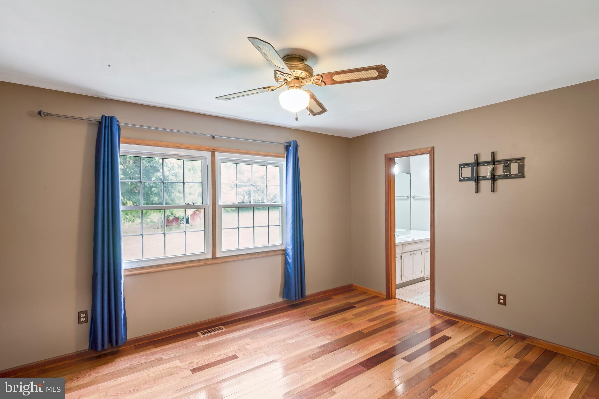 WARRENTON LAKES - Residential