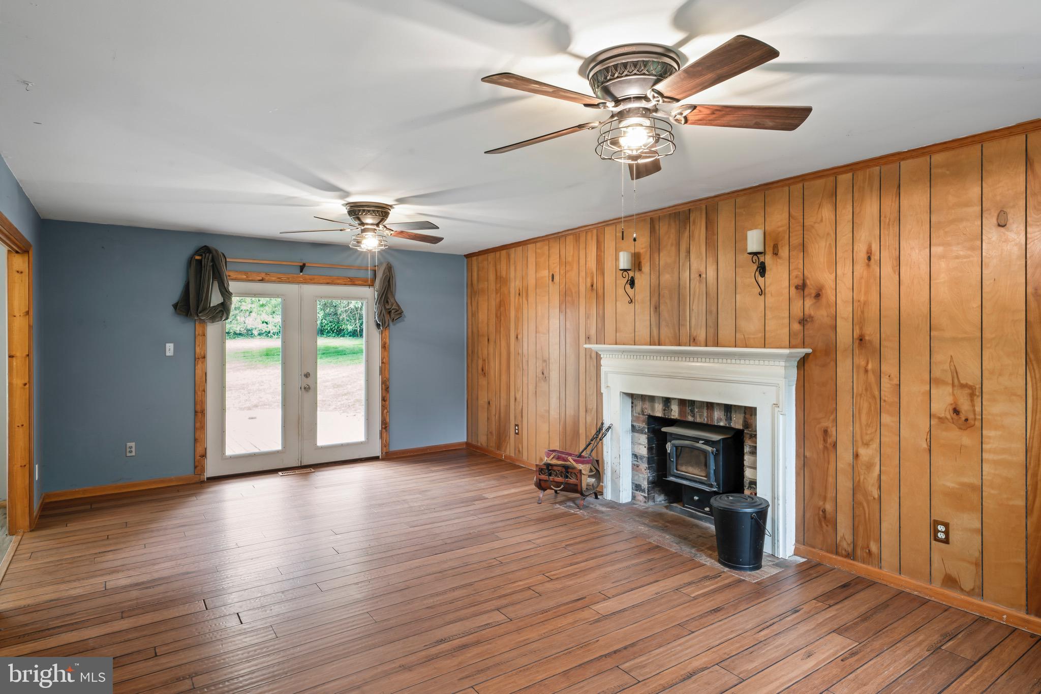 WARRENTON LAKES - Residential