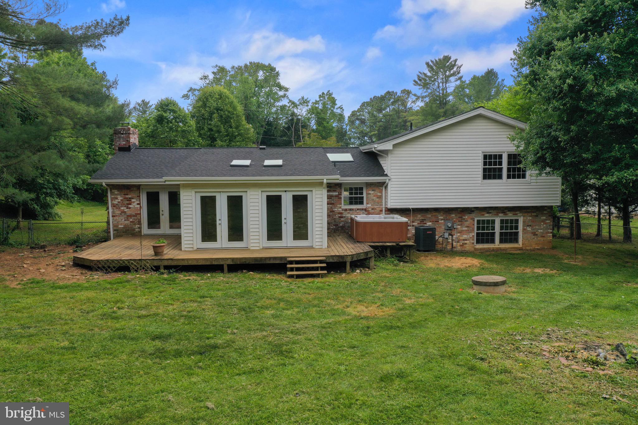 WARRENTON LAKES - Residential