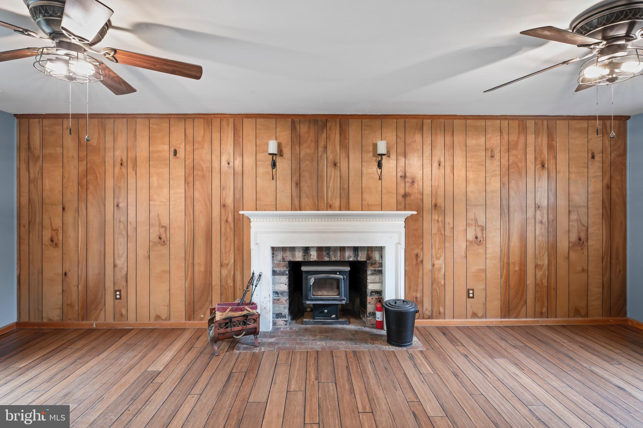 WARRENTON LAKES - Residential