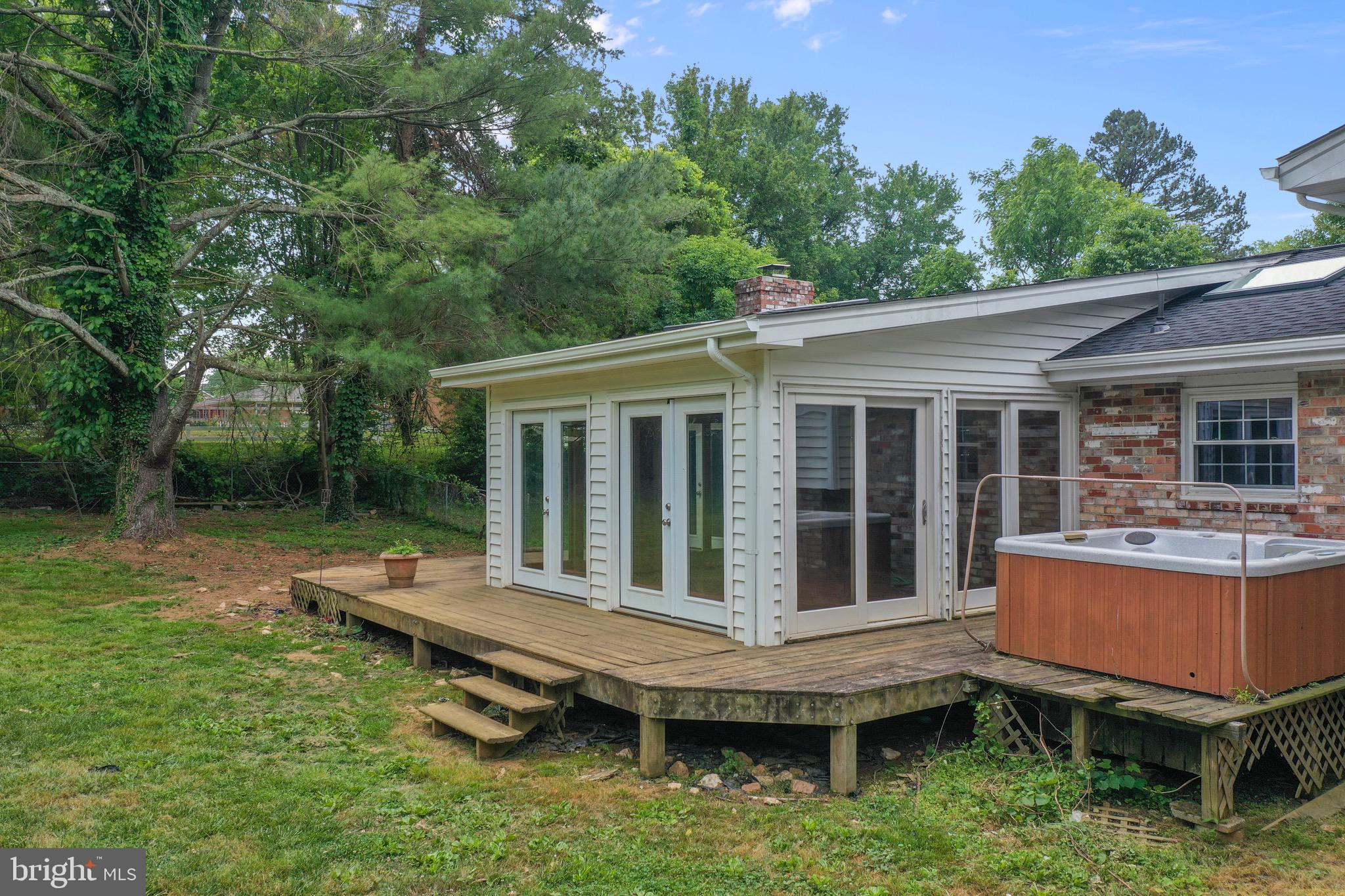 WARRENTON LAKES - Residential