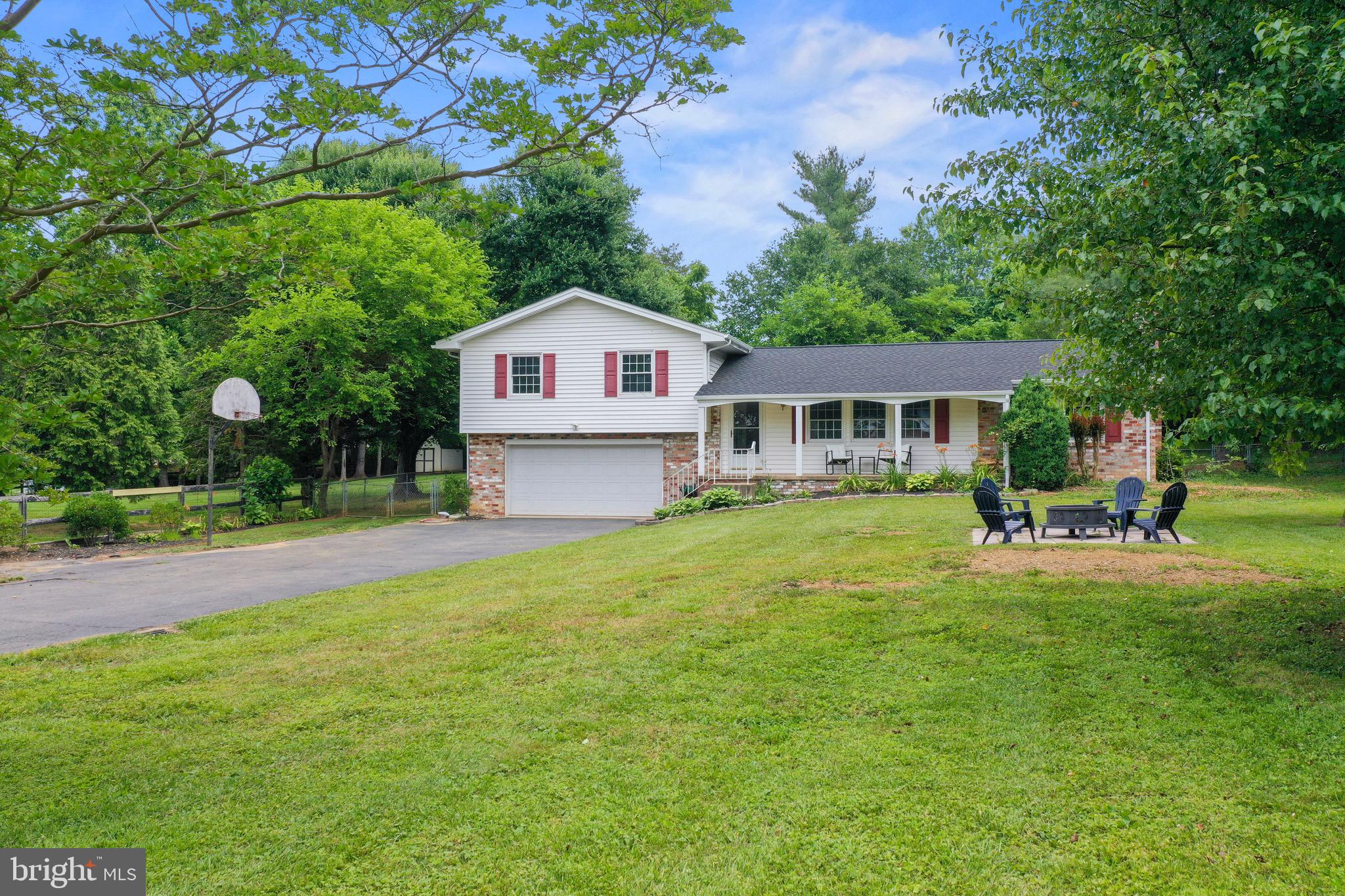 WARRENTON LAKES - Residential