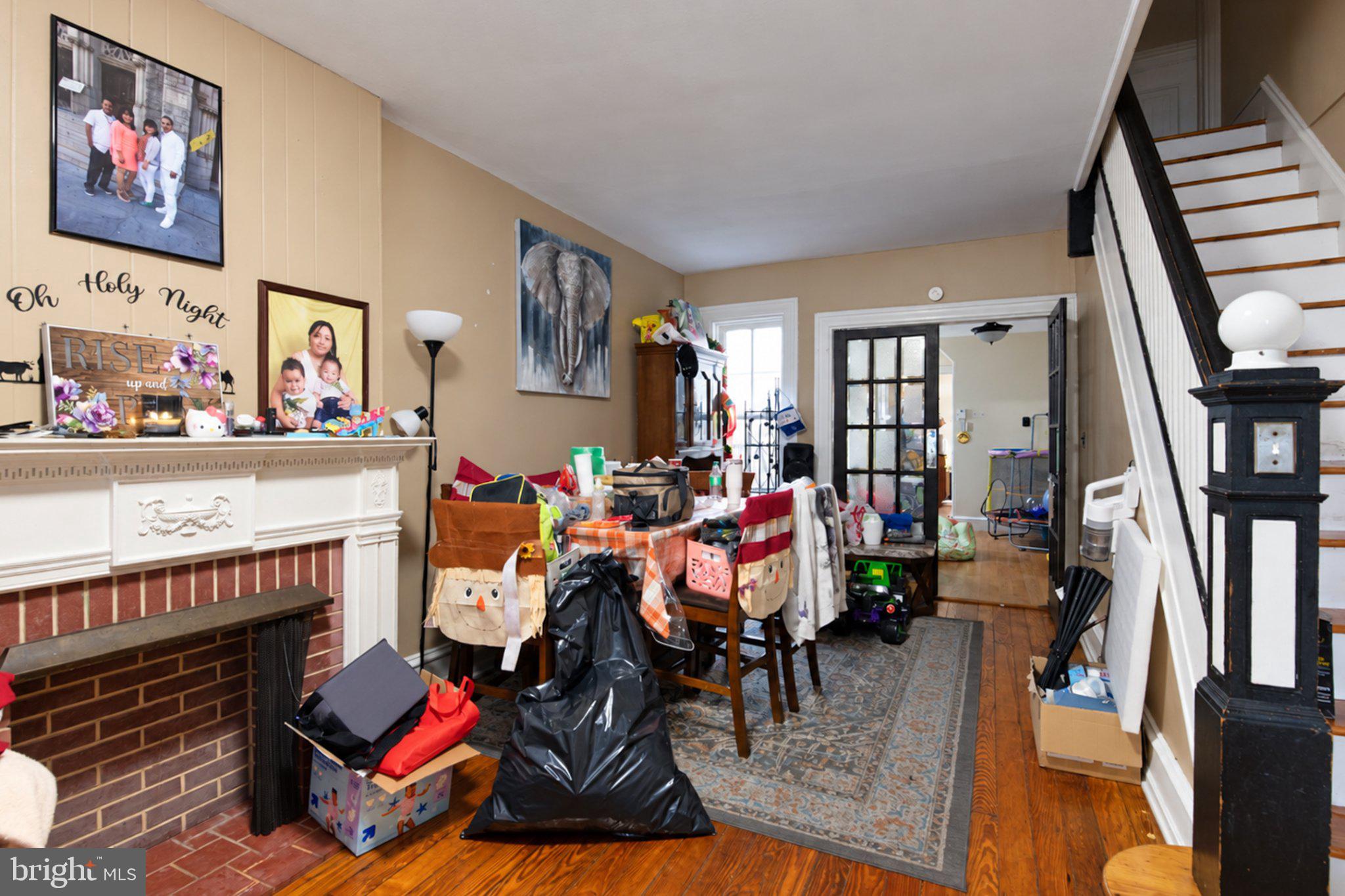533 LAUREL STREET