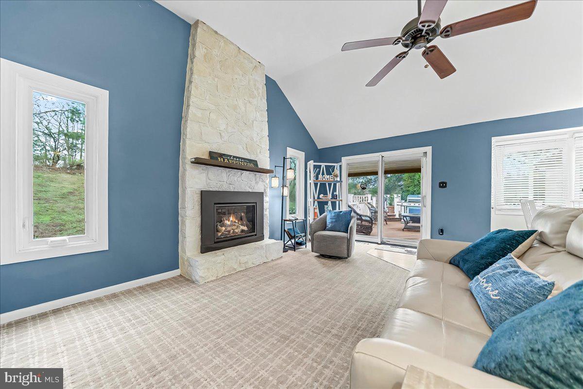 ROLLING GREEN - Residential