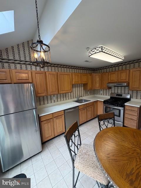 DEER RUN COURTS - Residential