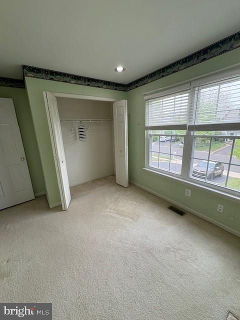 DEER RUN COURTS - Residential