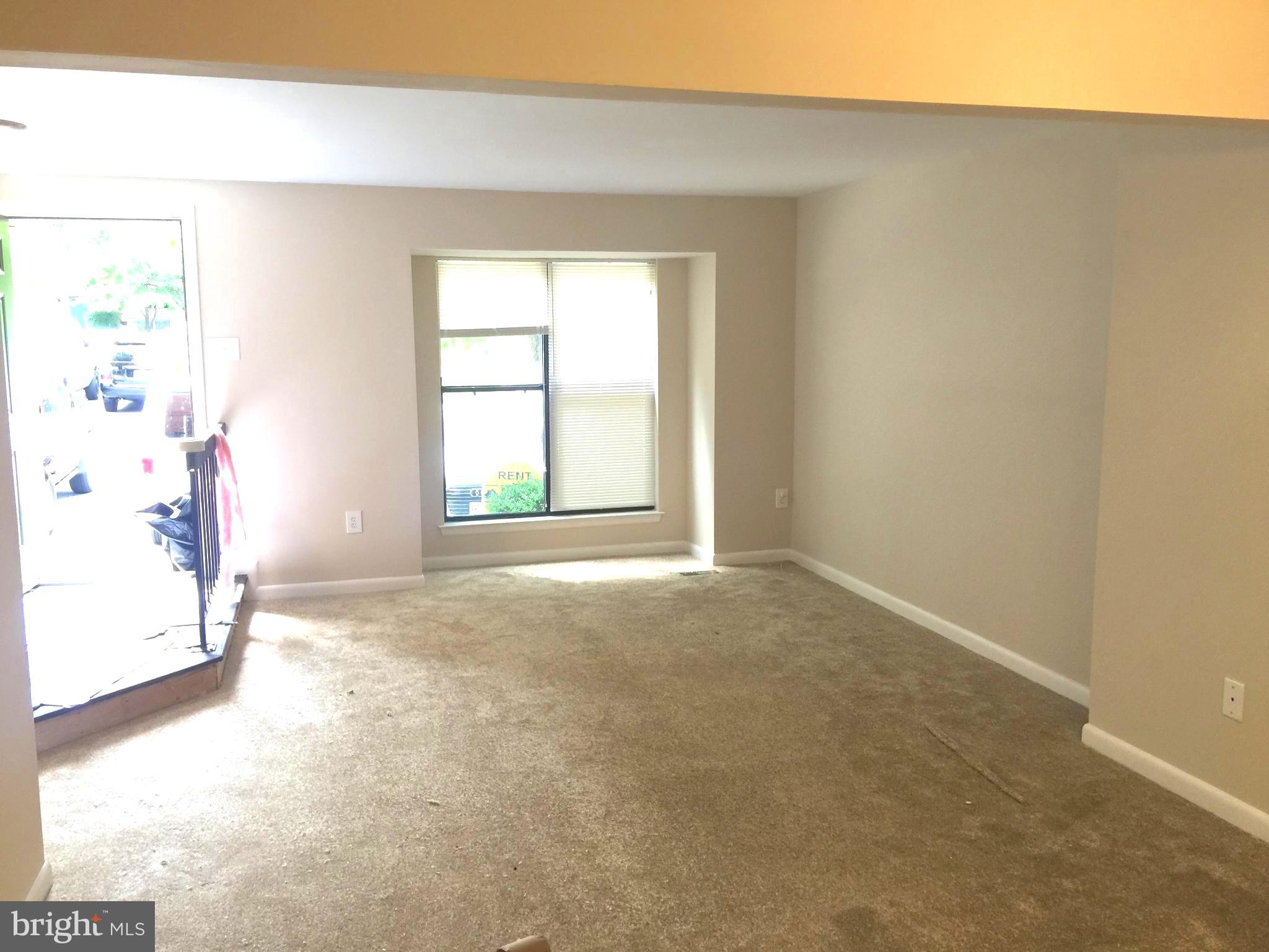 5324 KING CHARLES WAY