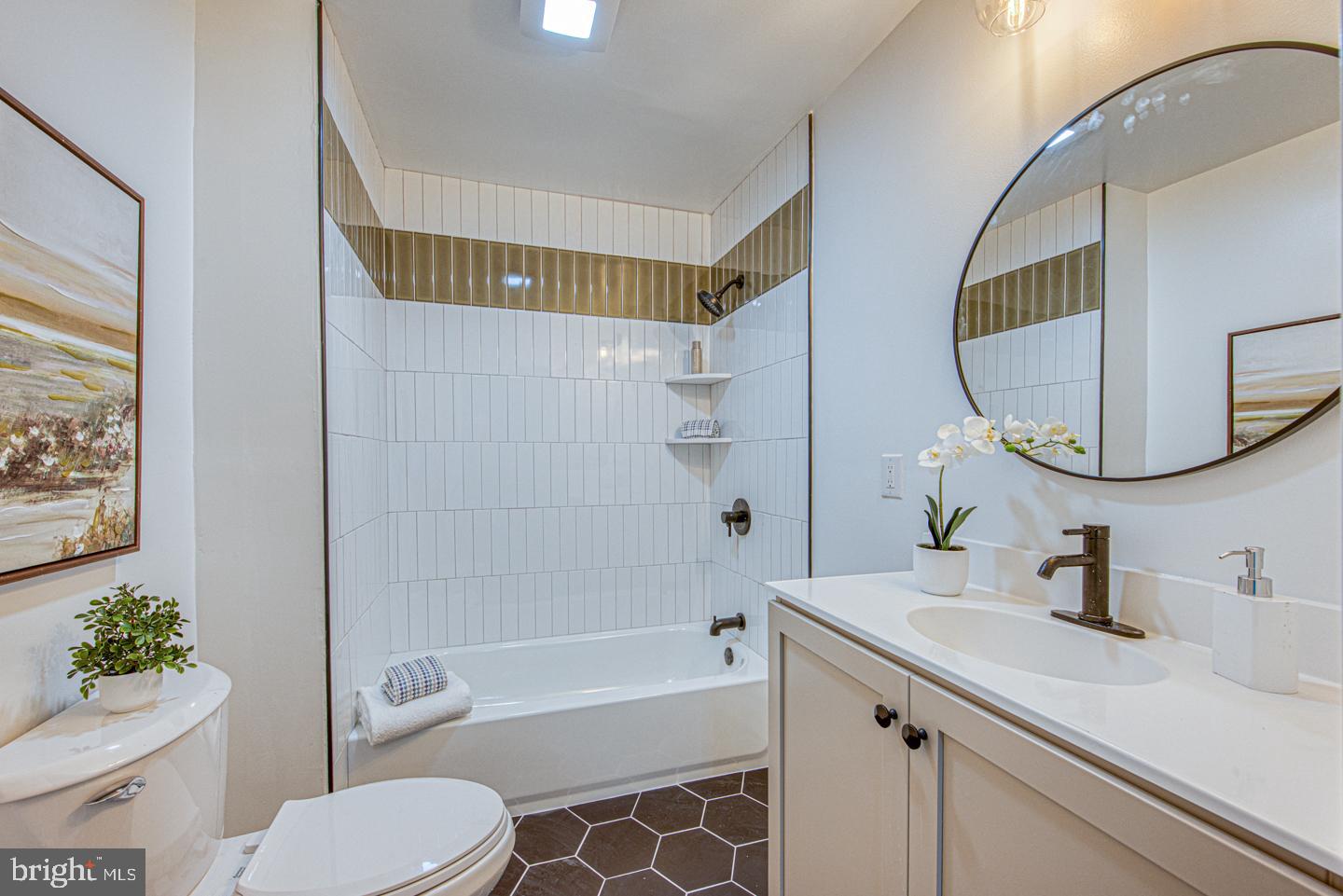 VALLEYBROOK - Residential