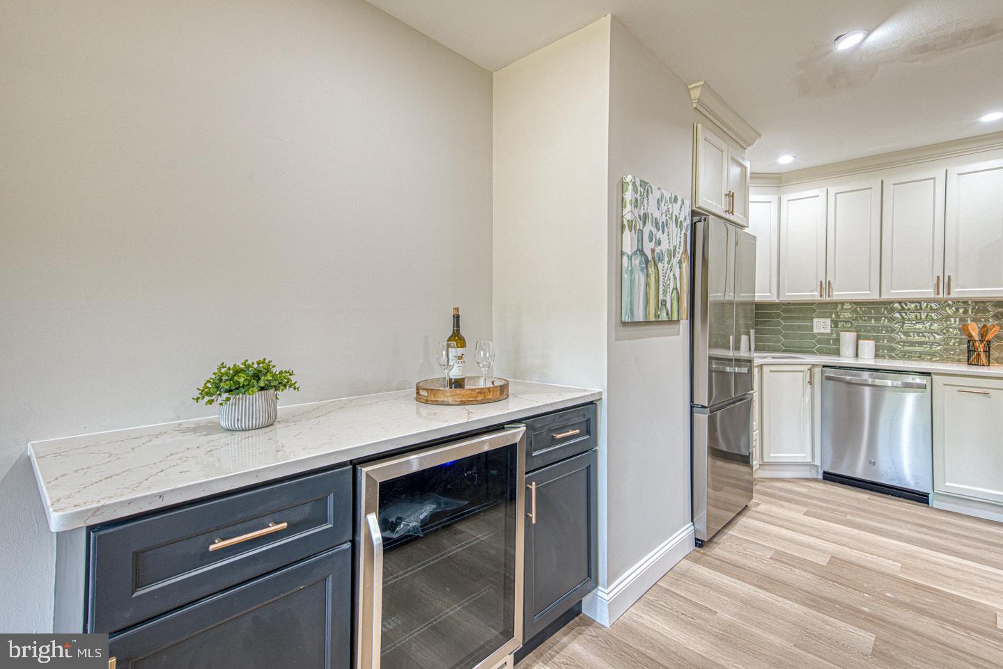 VALLEYBROOK - Residential