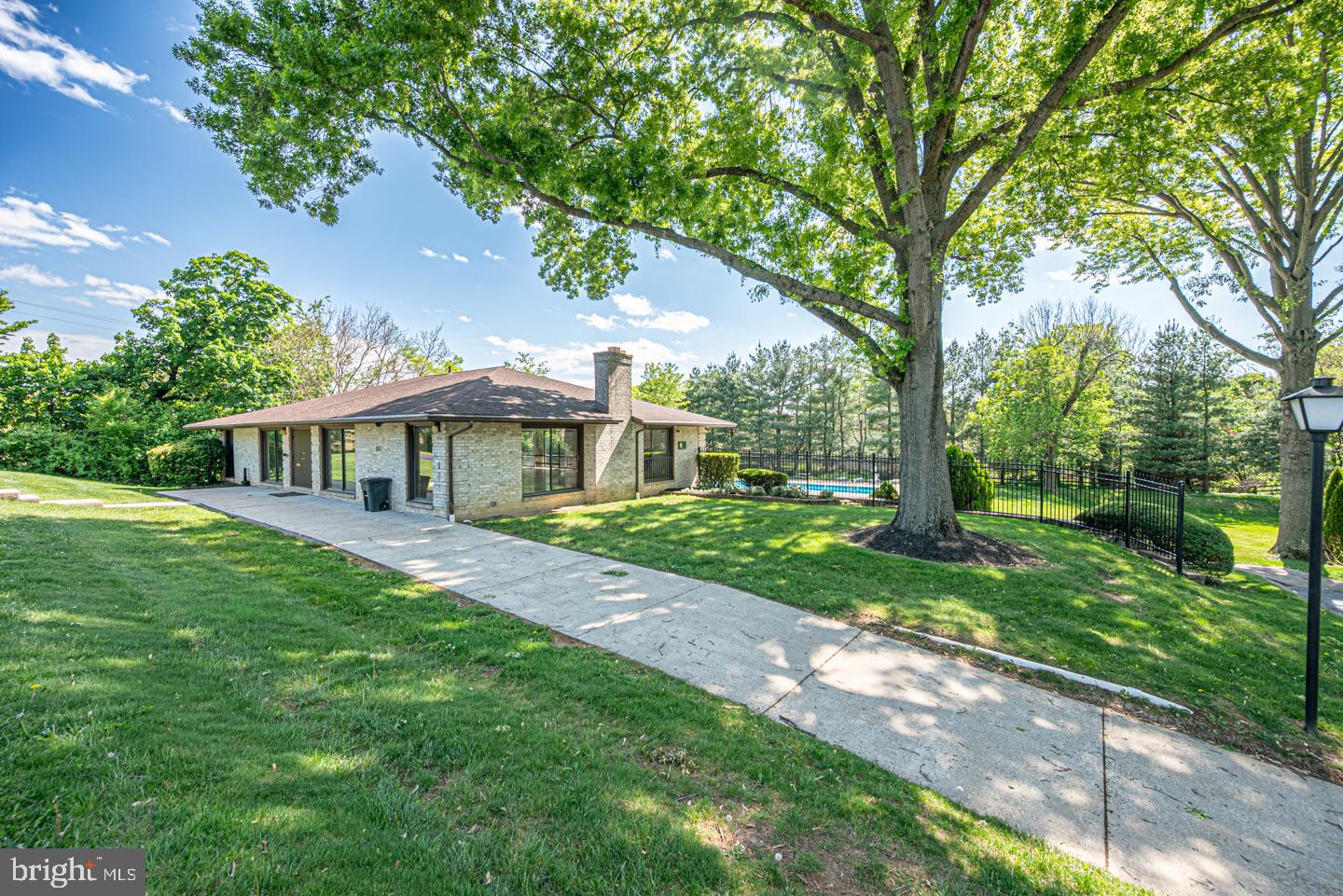 VALLEYBROOK - Residential