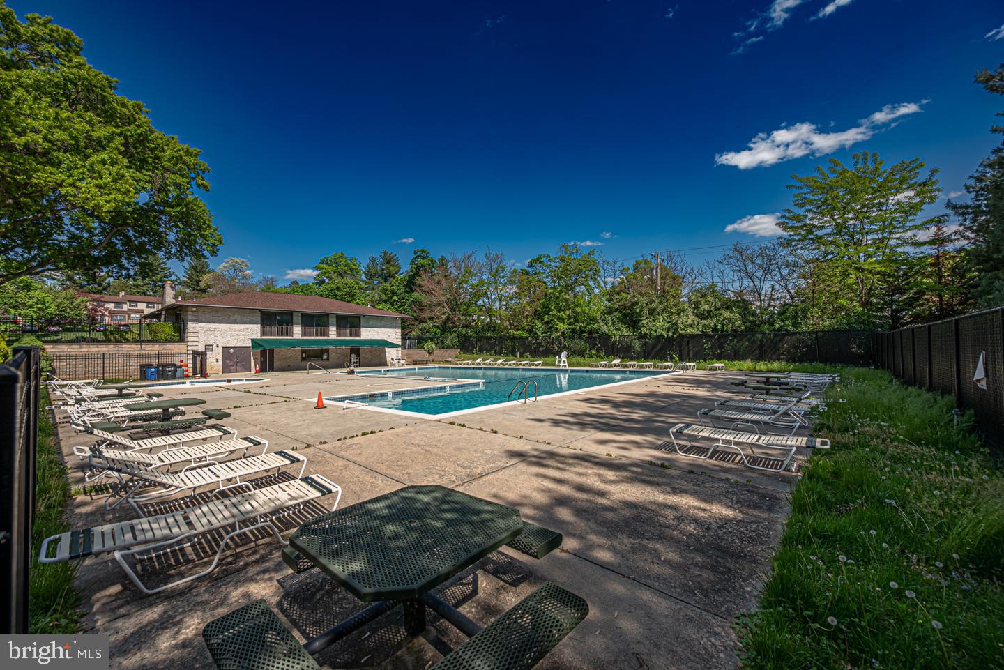 VALLEYBROOK - Residential