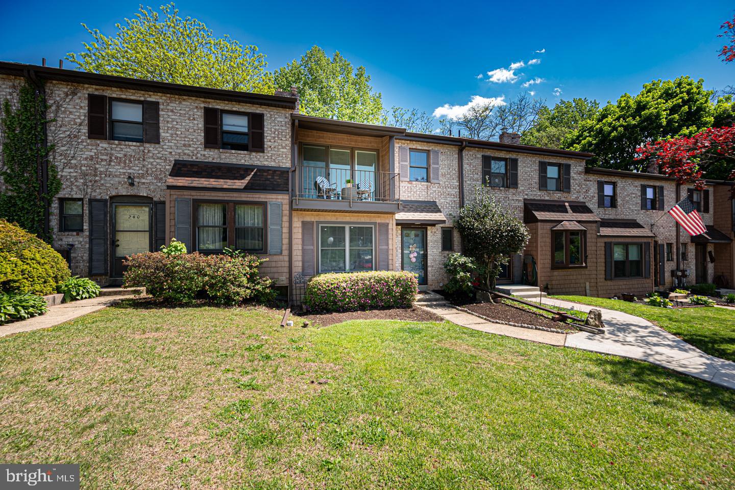 VALLEYBROOK - Residential