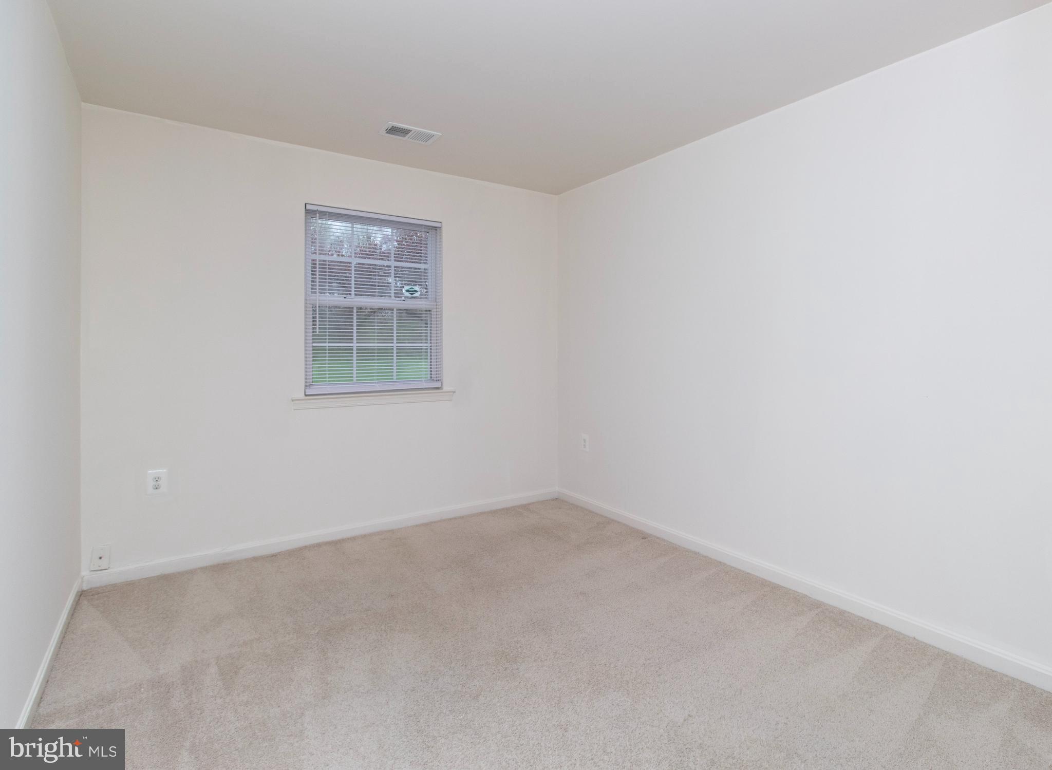 KETTERING OVERLOOK CONDO - Residential Lease