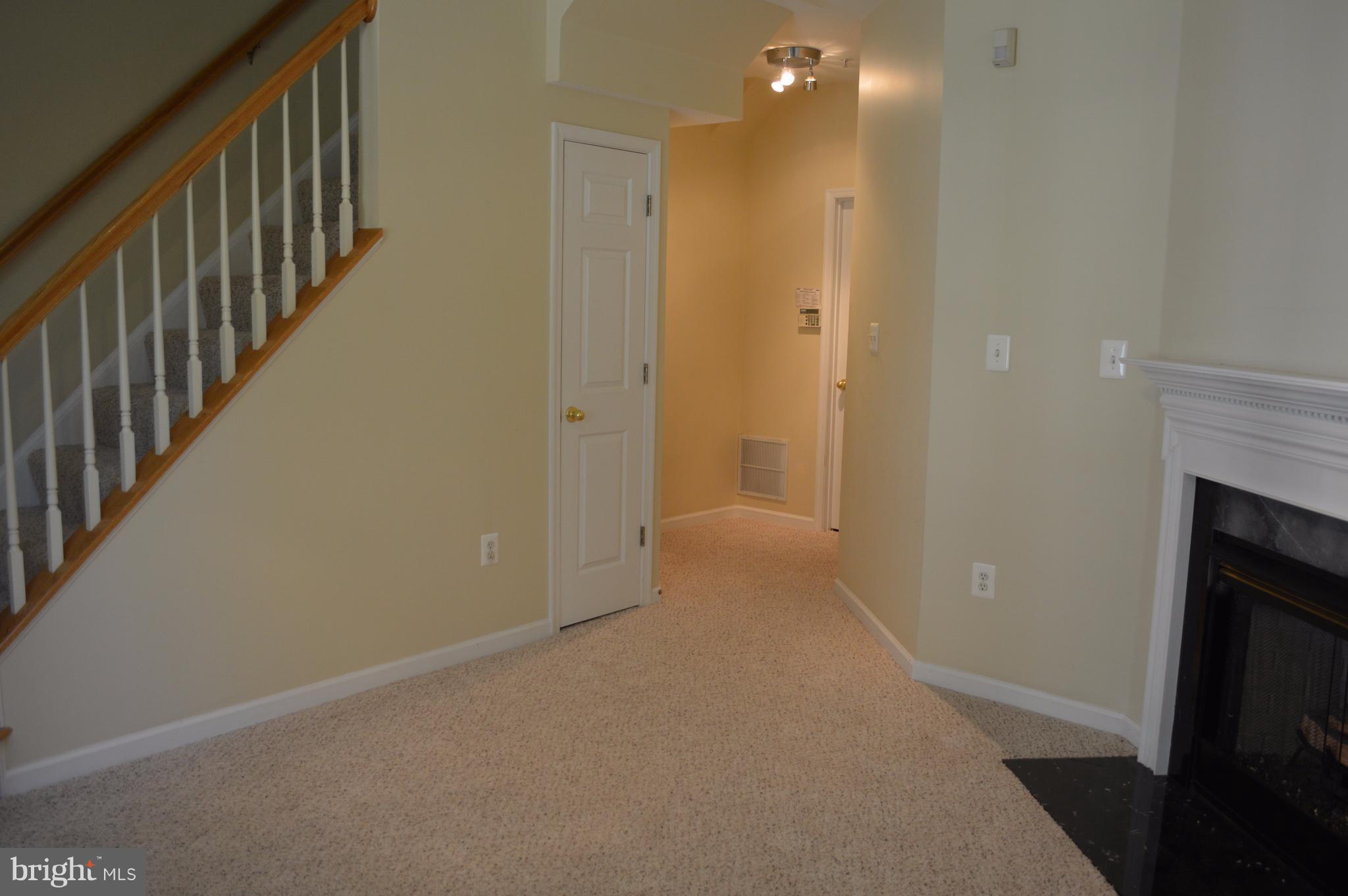 SUMMERS GROVE - Residential Lease